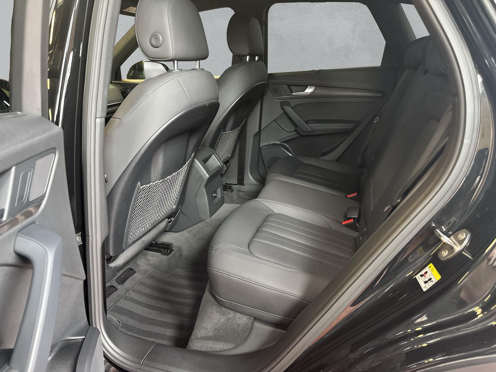 AUDI Q5 2.0 45 TFSI quattro S-Tronic (CH)-image-11