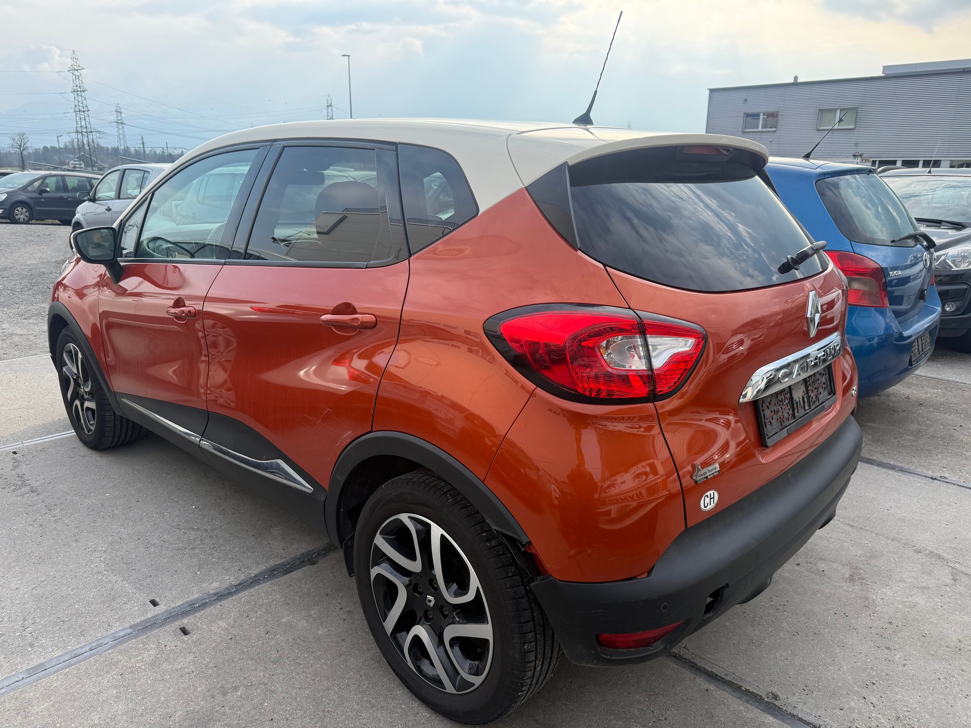 RENAULT Captur 1.5 dCi Dynamique-image-2
