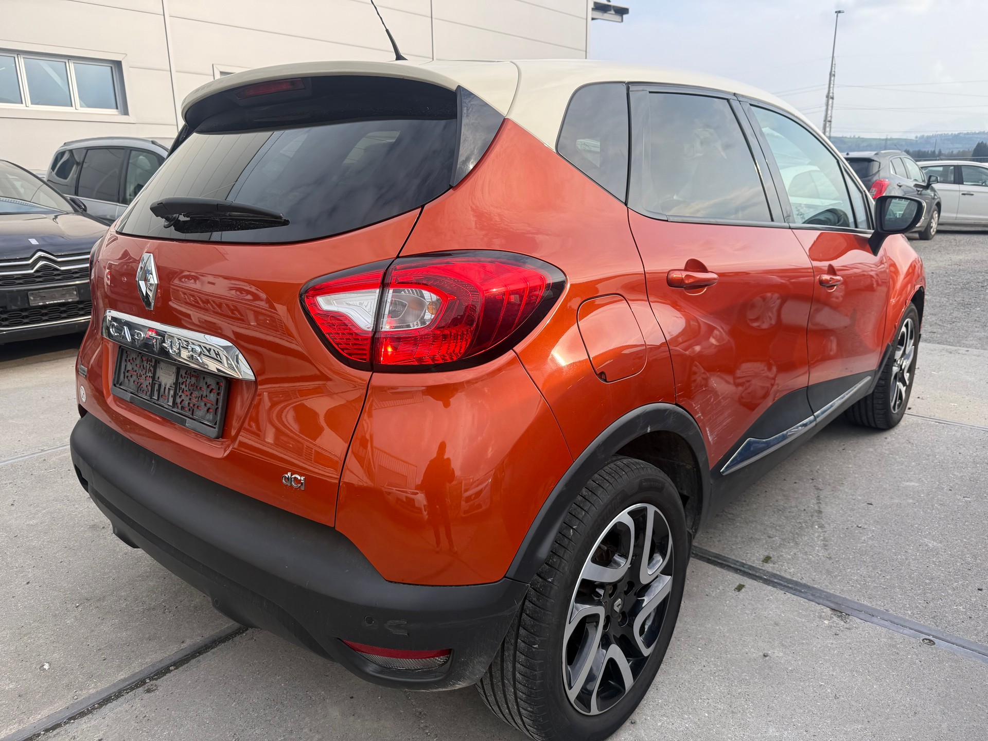 RENAULT Captur 1.5 dCi Dynamique-image-3