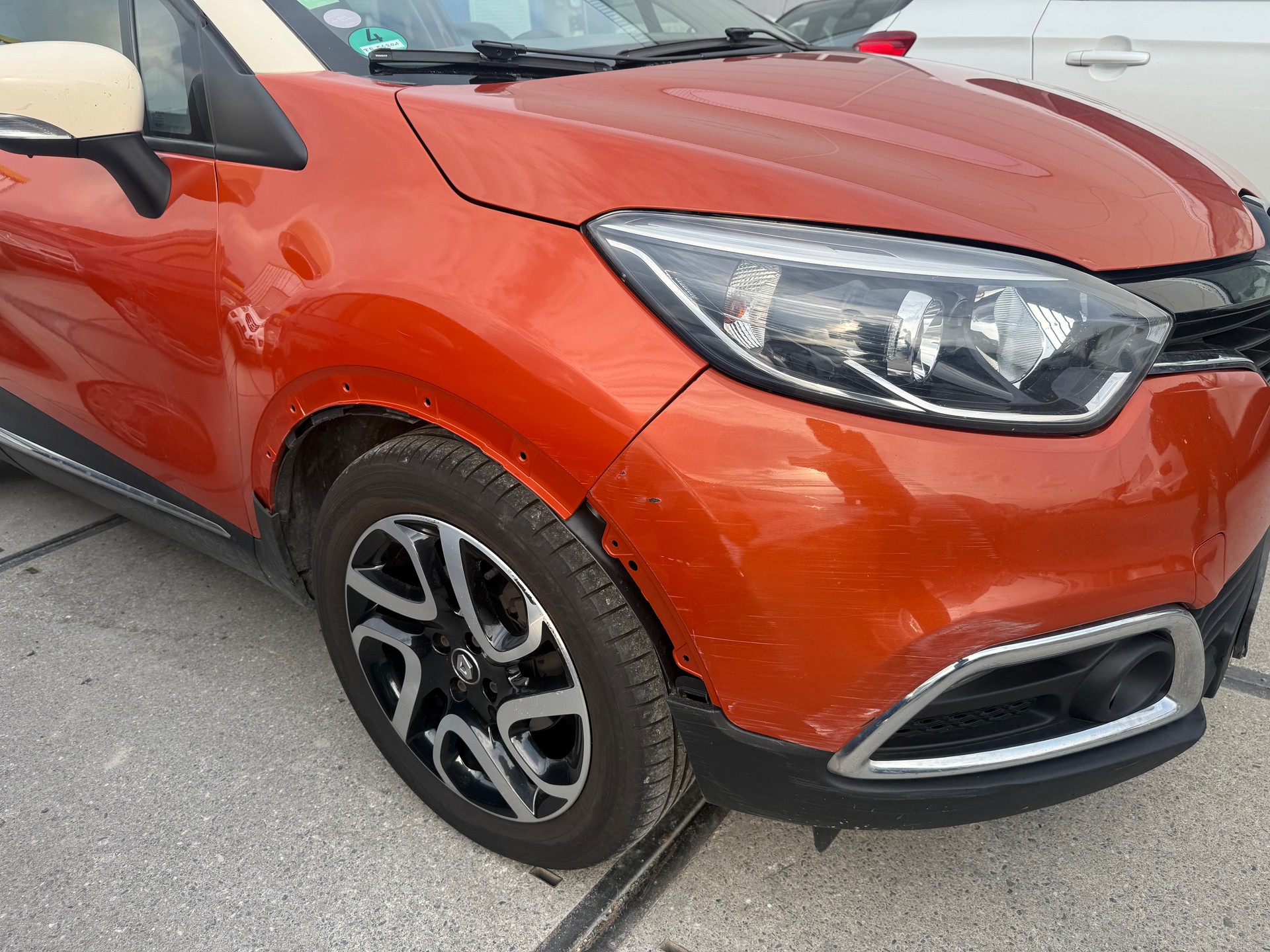 RENAULT Captur 1.5 dCi Dynamique-image-10
