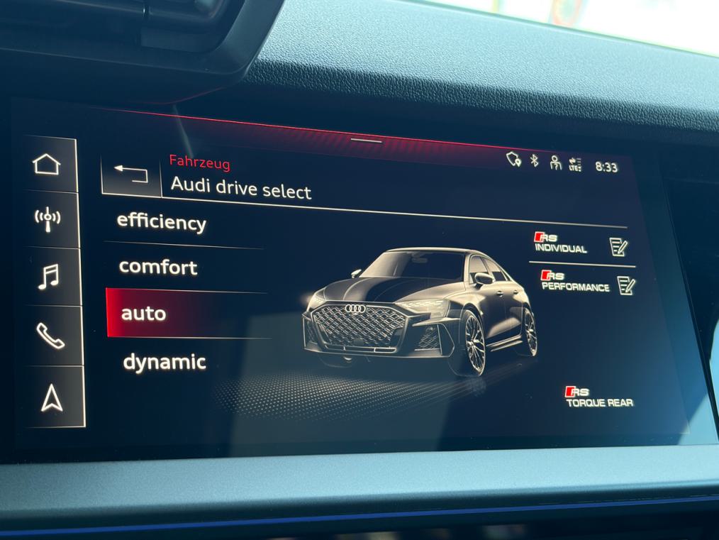 AUDI RS3 Limousine 2.5 TSi quattro-image-9