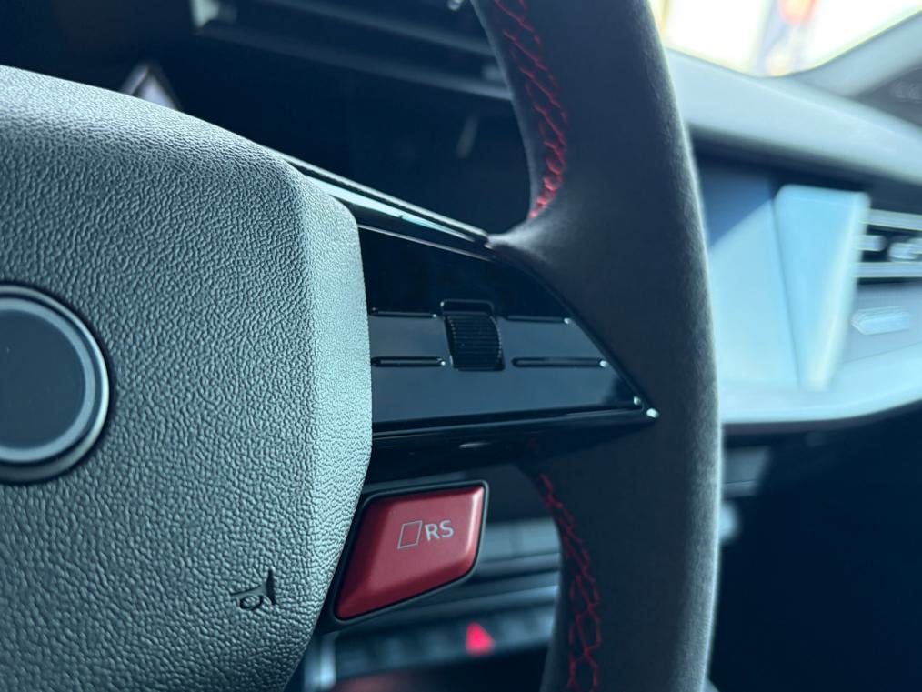 AUDI RS3 Limousine 2.5 TSi quattro-image-6