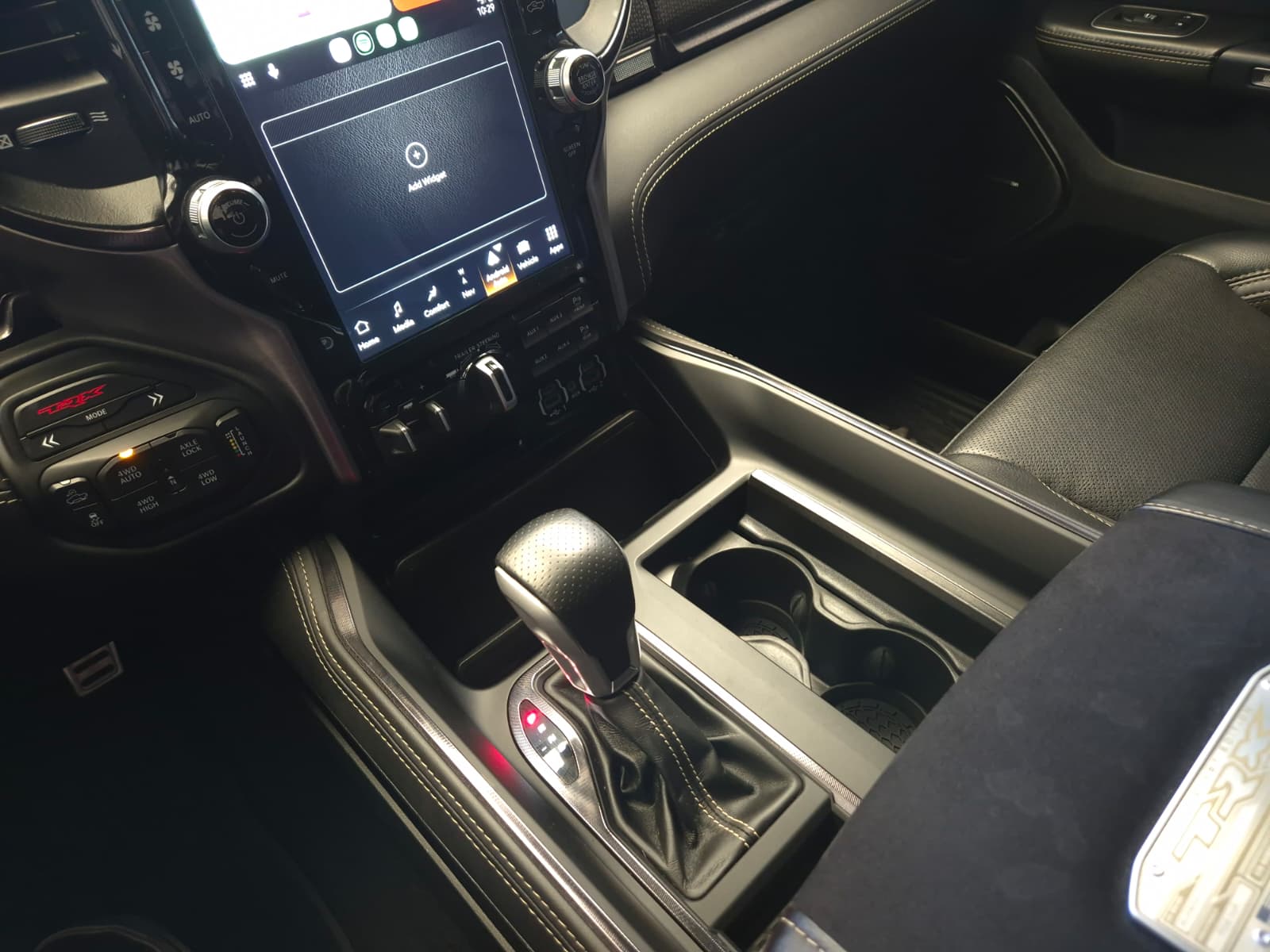 DODGE RAM 1500 TRX Level 2 Sandblast Edition-image-26