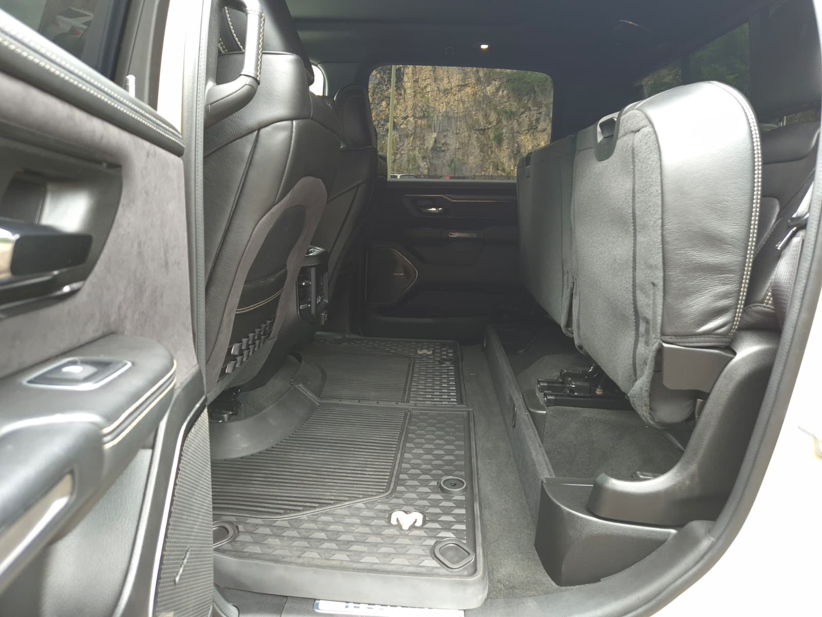 DODGE RAM 1500 TRX Level 2 Sandblast Edition-image-29