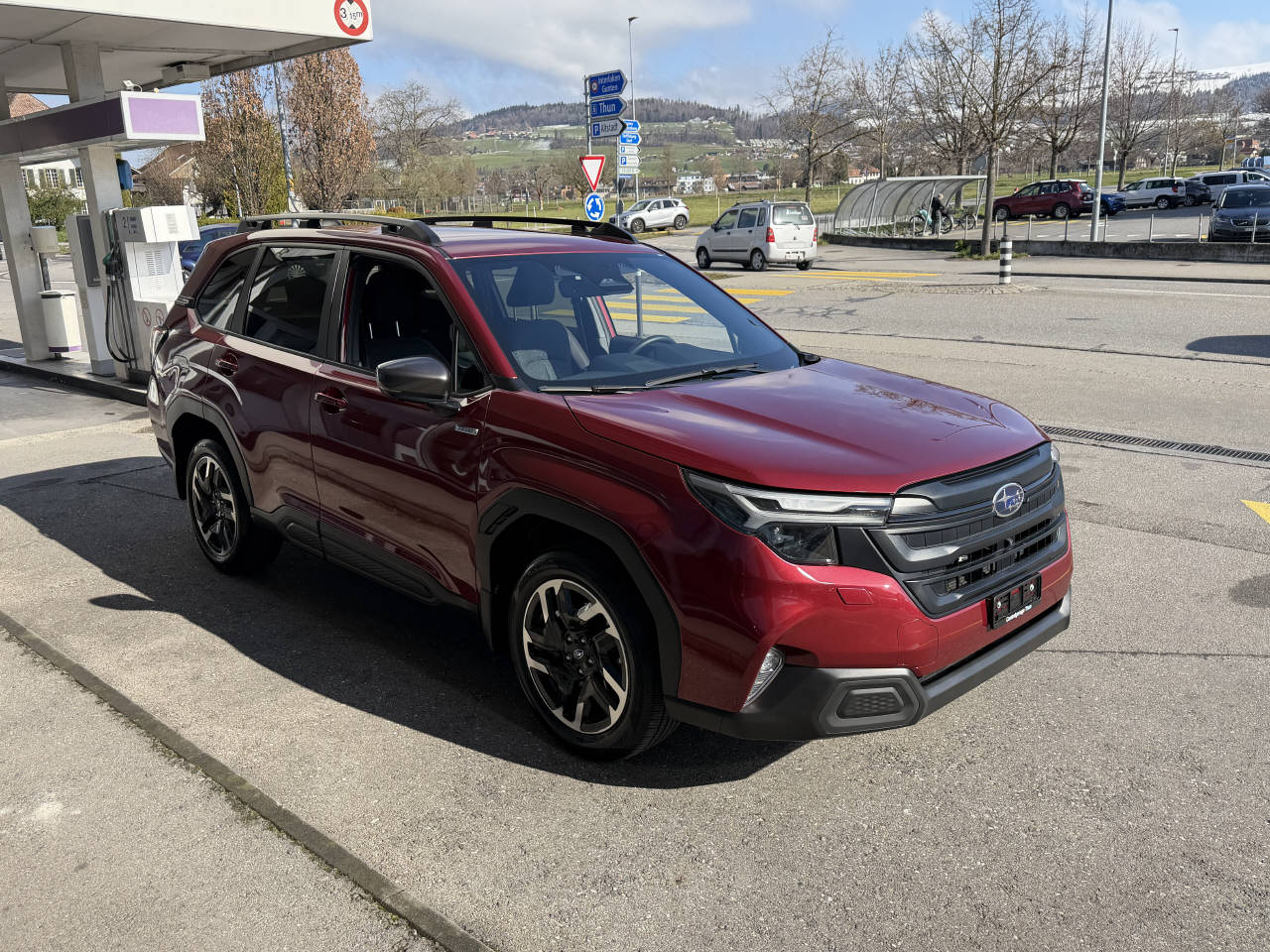 SUBARU Forester Station 2.0i e-Boxer Swiss Plus-image-3