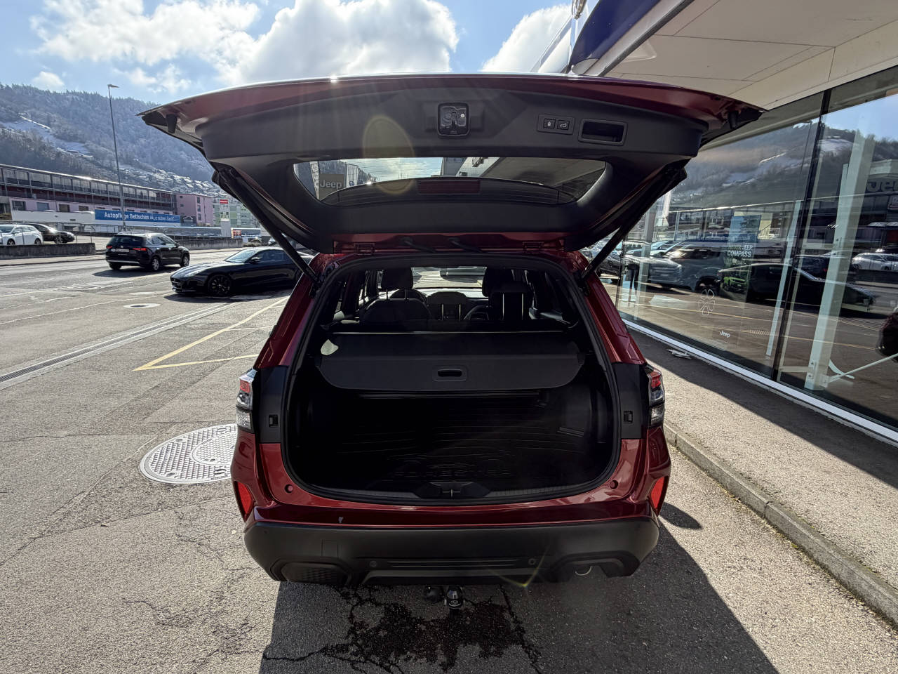 SUBARU Forester Station 2.0i e-Boxer Swiss Plus-image-5