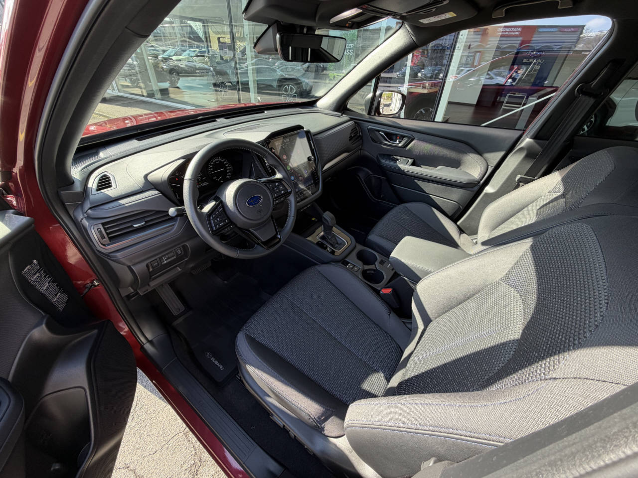 SUBARU Forester Station 2.0i e-Boxer Swiss Plus-image-6