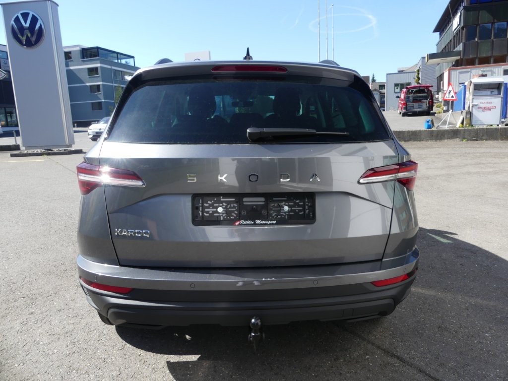 SKODA Karoq 1.5 TSI Dynamic DSG-image-2