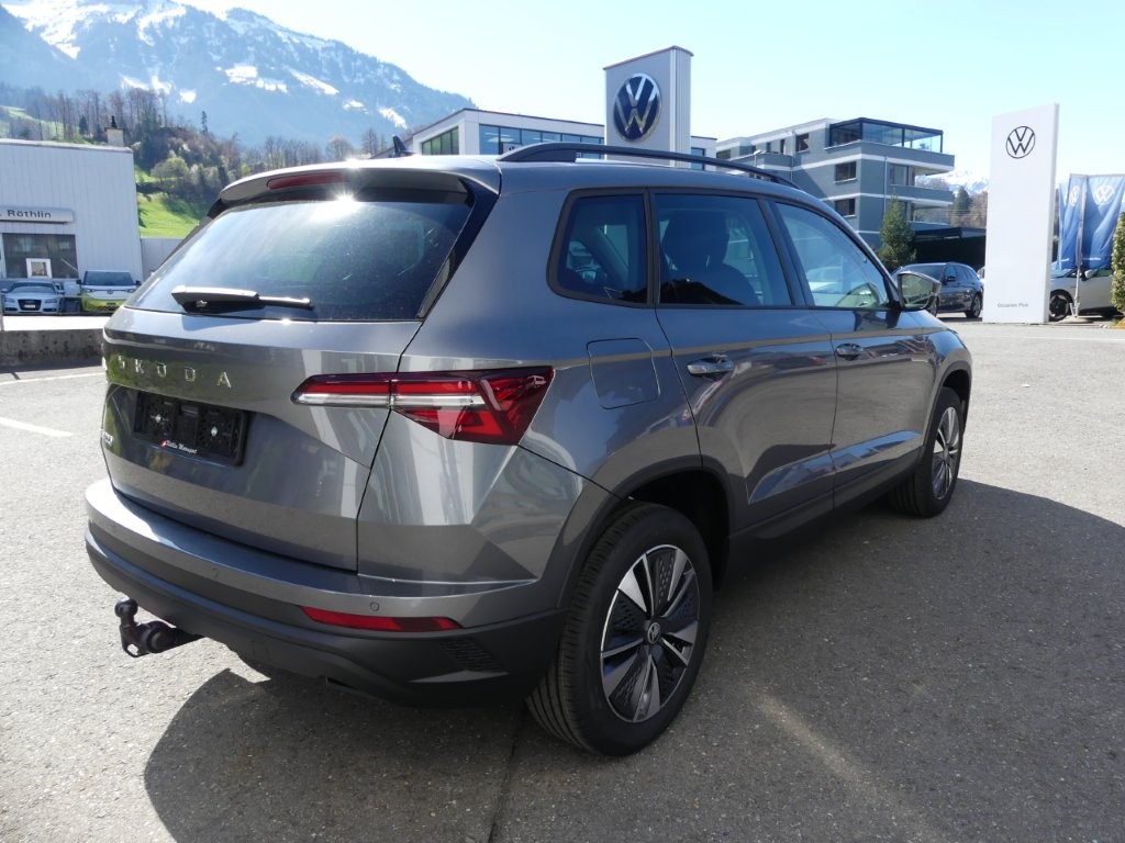 SKODA Karoq 1.5 TSI Dynamic DSG-image-3