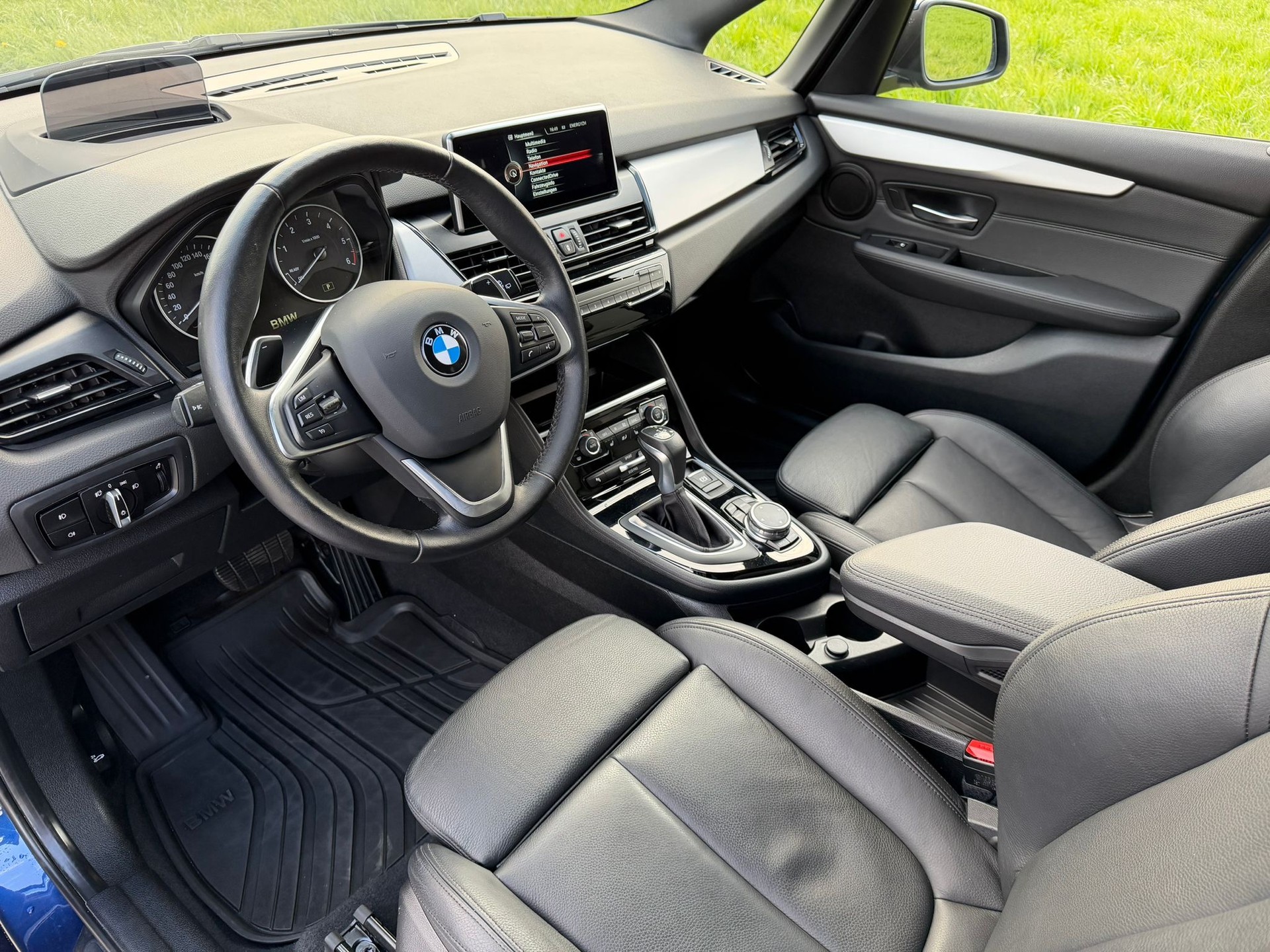 BMW 220d xDrive Gran Tourer M Sport Steptronic-image-6