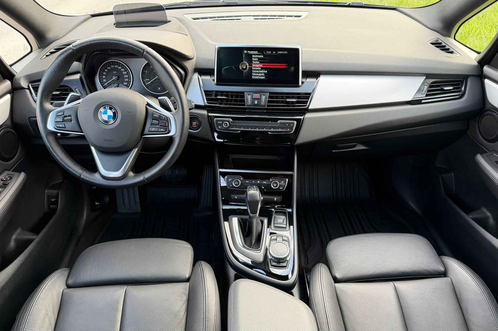 BMW 220d xDrive Gran Tourer M Sport Steptronic-image-8