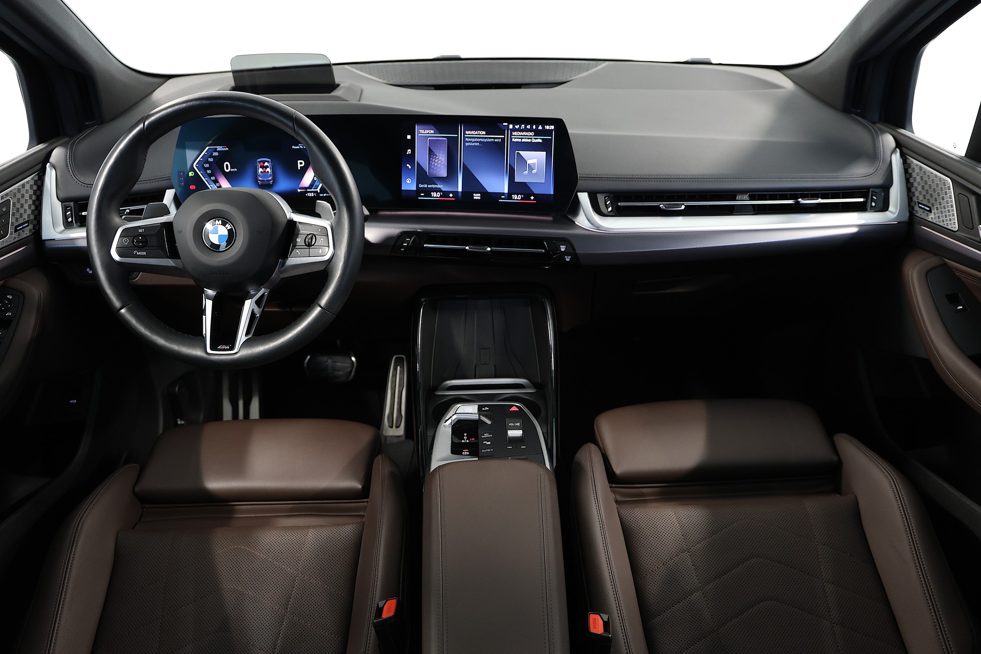 BMW 218d Active Tourer M Sport DKG-image-9