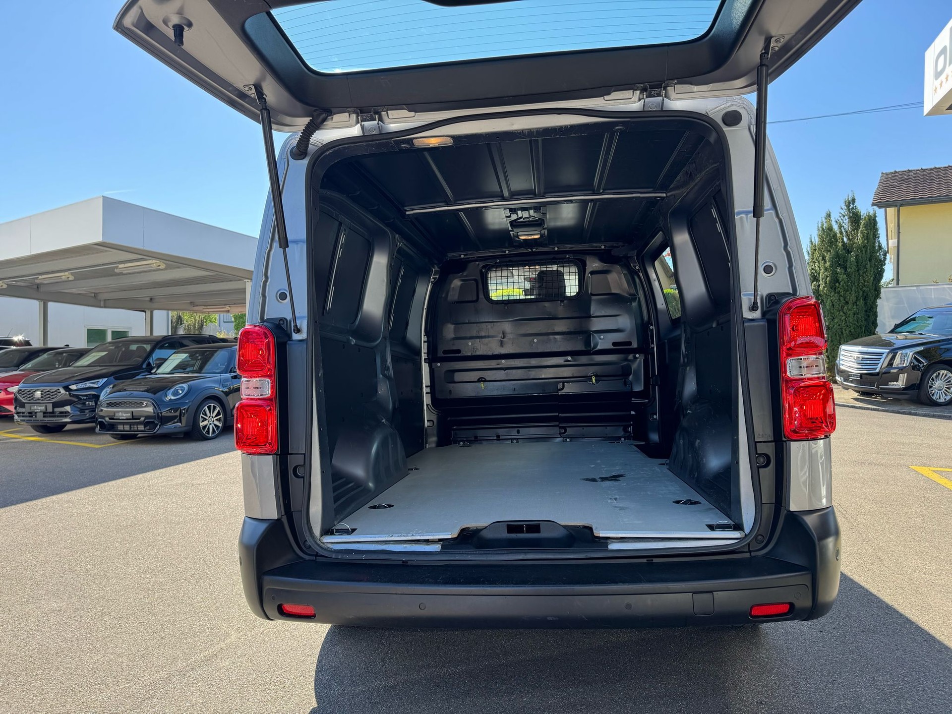 OPEL Vivaro Cargo 2.0 CDTI Enjoy s/s L EN-image-9