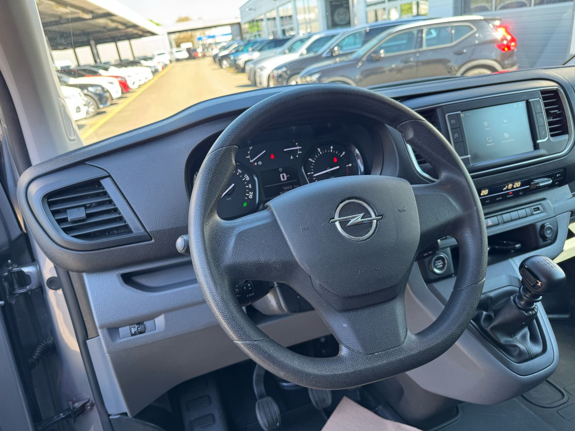 OPEL Vivaro Cargo 2.0 CDTI Enjoy s/s L EN-image-14