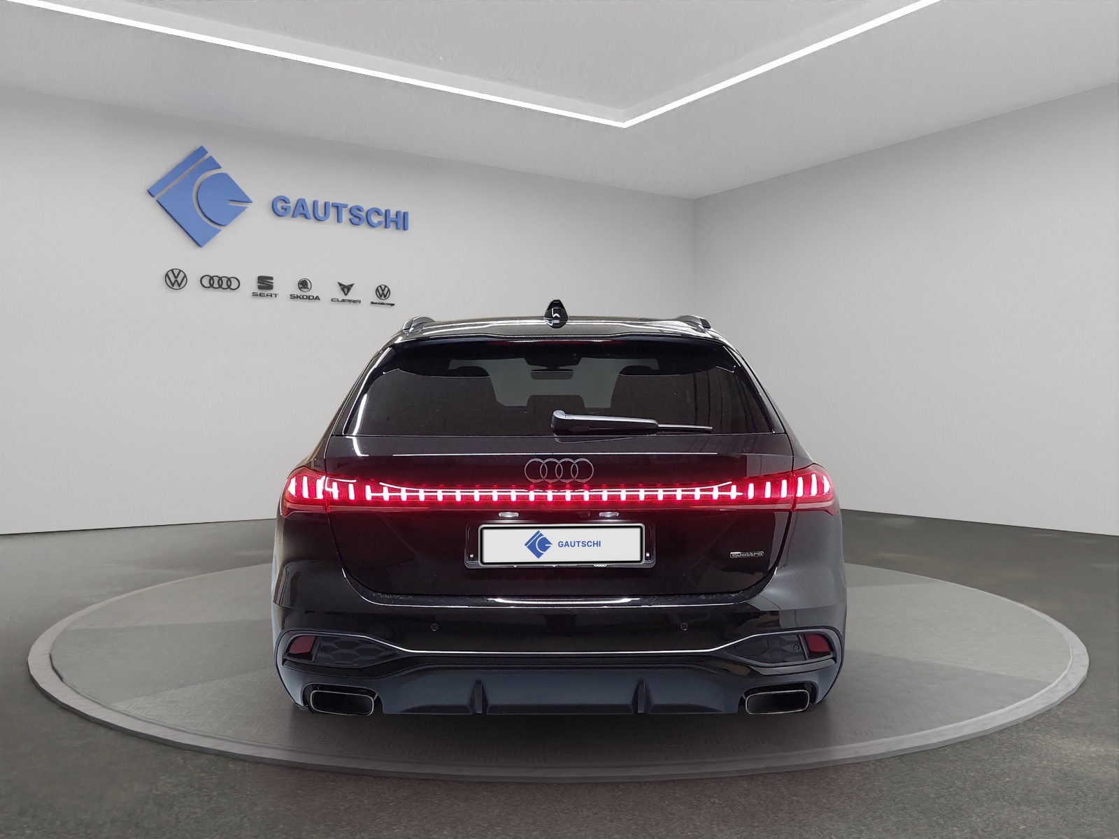 AUDI A5 Avant e-hybrid quattro Attraction 220 kW S tronic-image-4