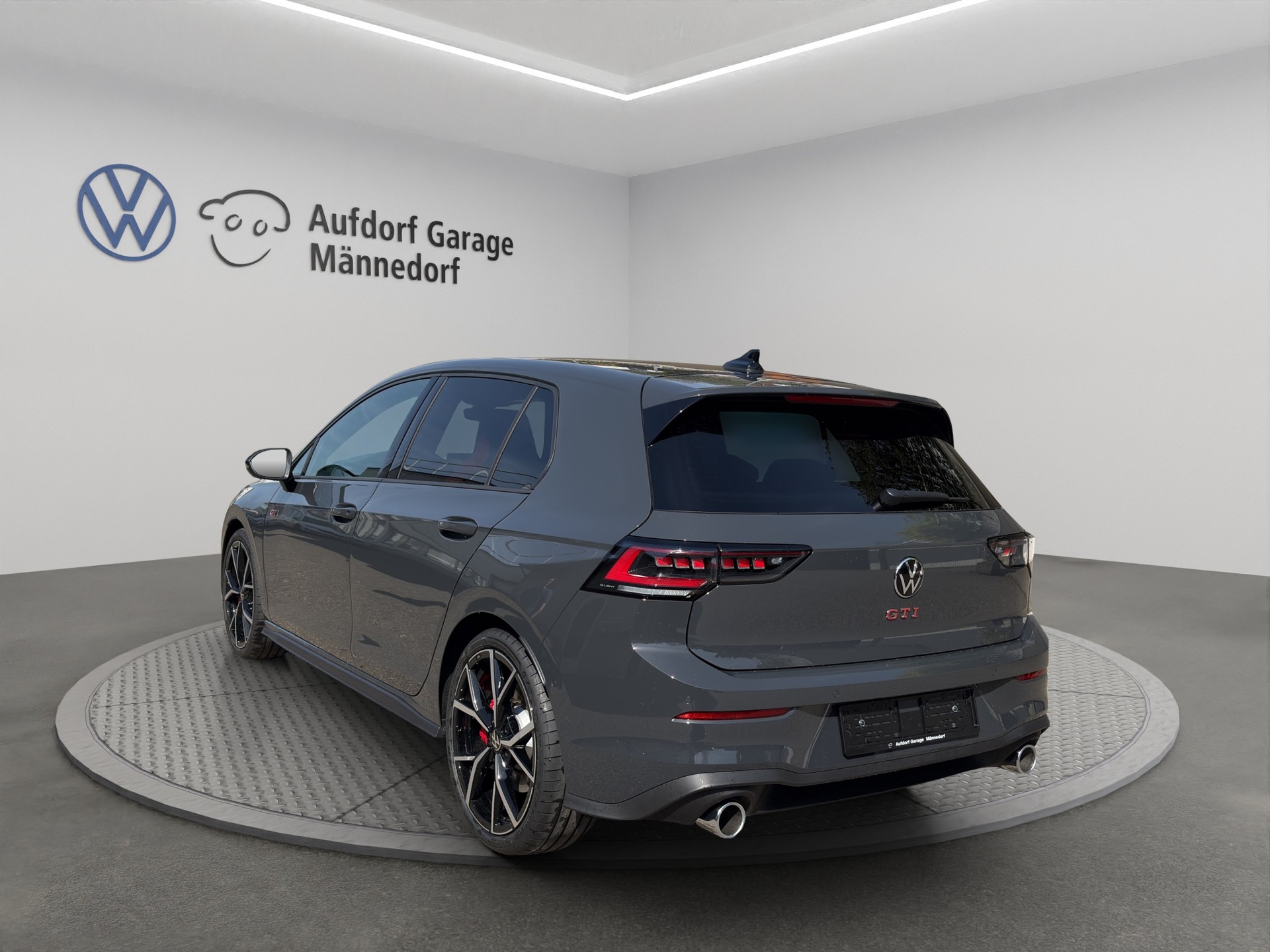 VW Golf 2.0 TSI GTI DSG-image-3