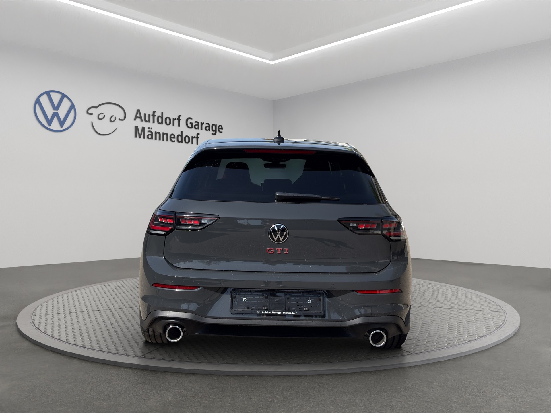 VW Golf 2.0 TSI GTI DSG-image-4