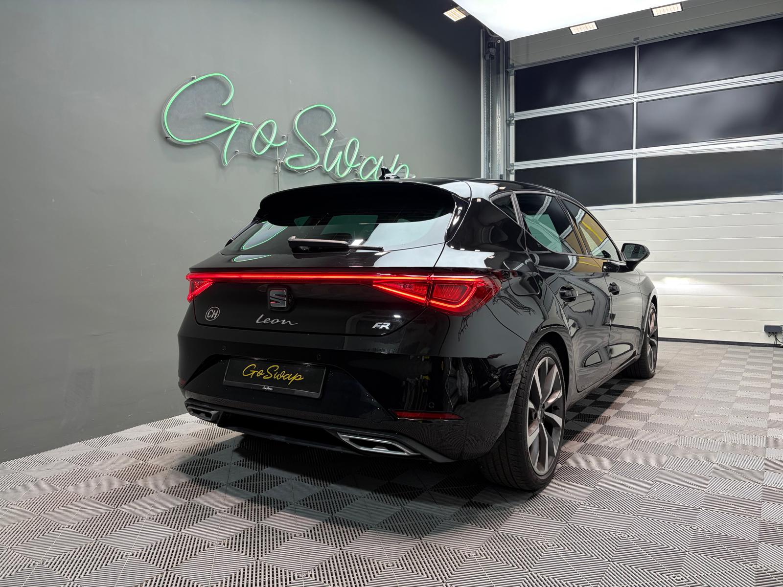 SEAT Leon 1.5 eTSI mHEV DSG FR-image-2