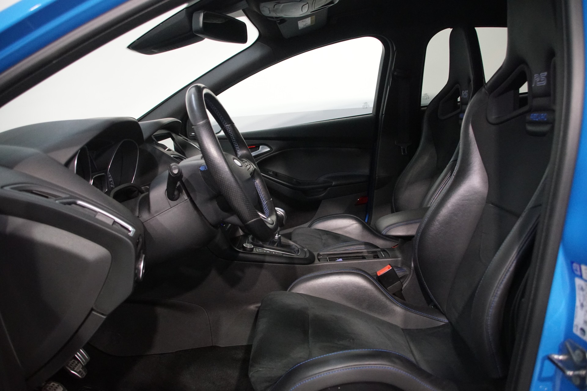 FORD Focus 2.3 EcoBoost RS AWD-image-15