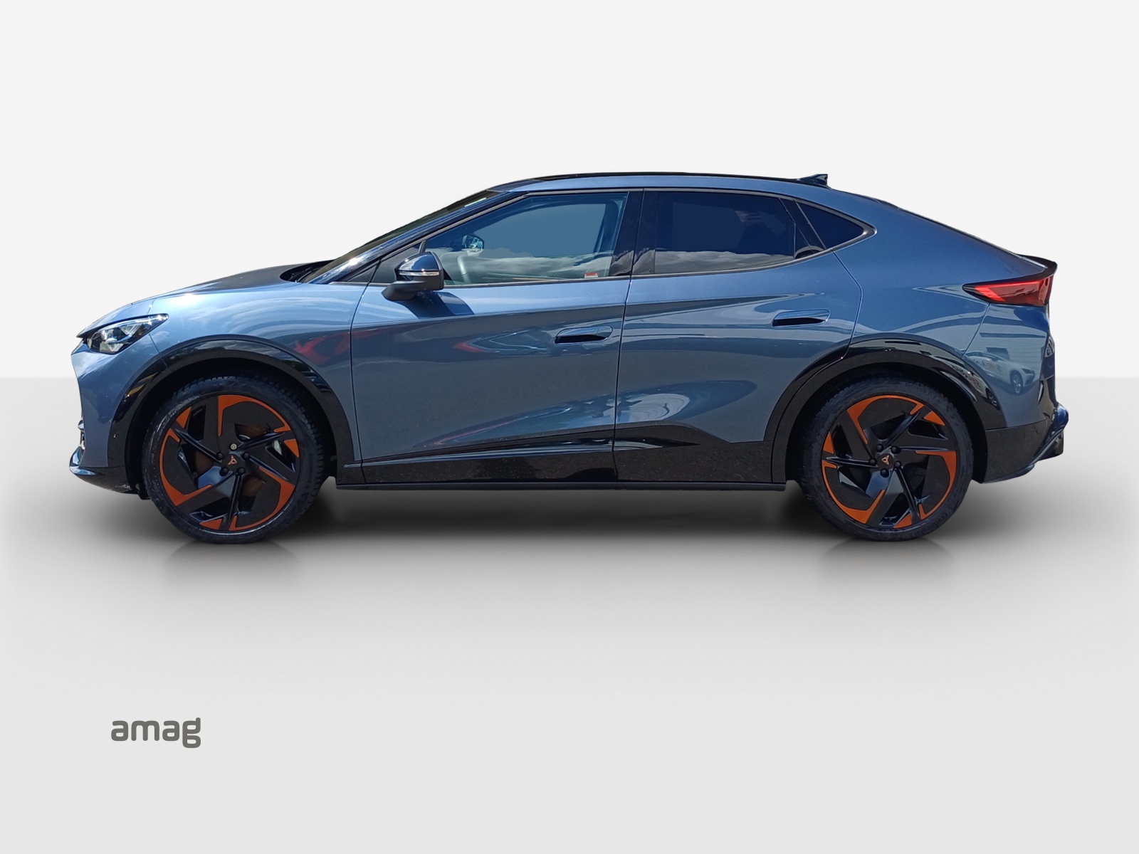 CUPRA Tavascan Type 9 77 kWh Adrenaline-image-1