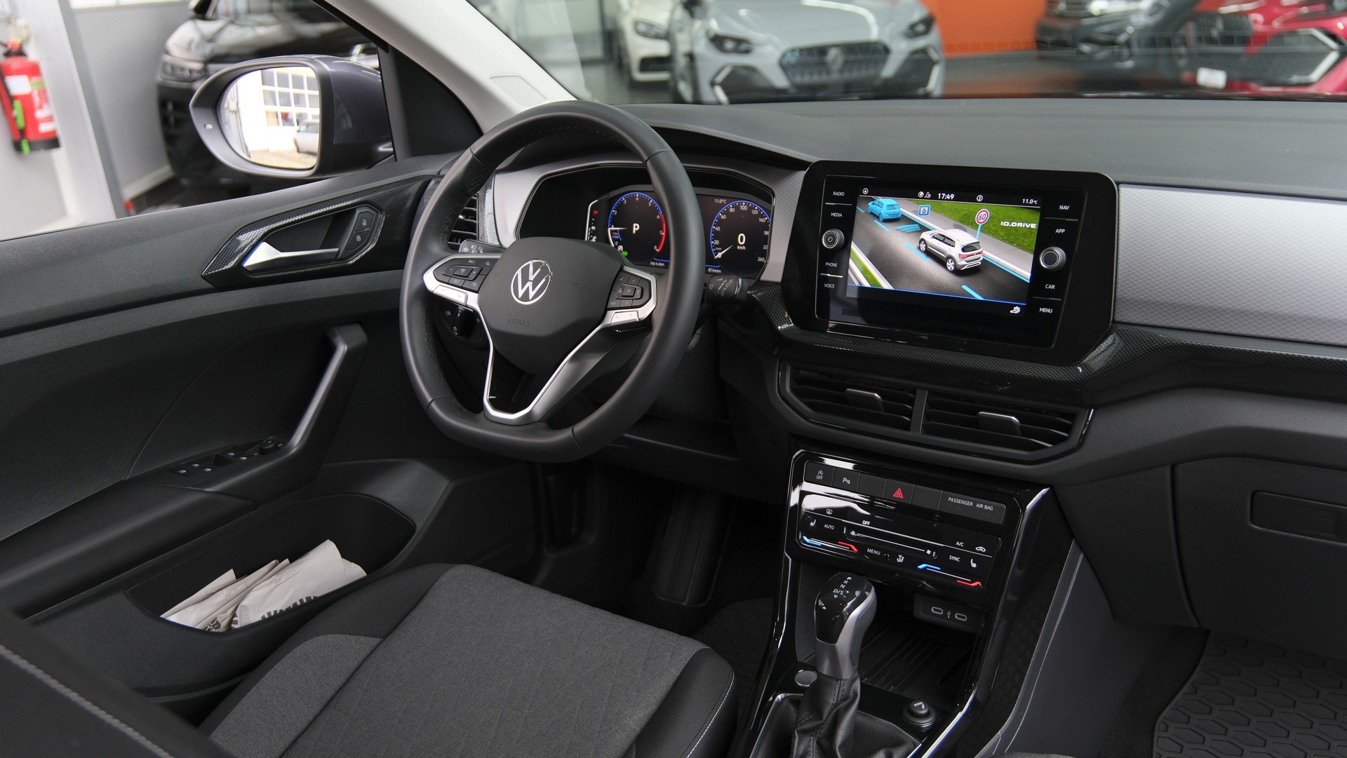 VW T-Cross 1.0 TSI EVO Life DSG-image-21