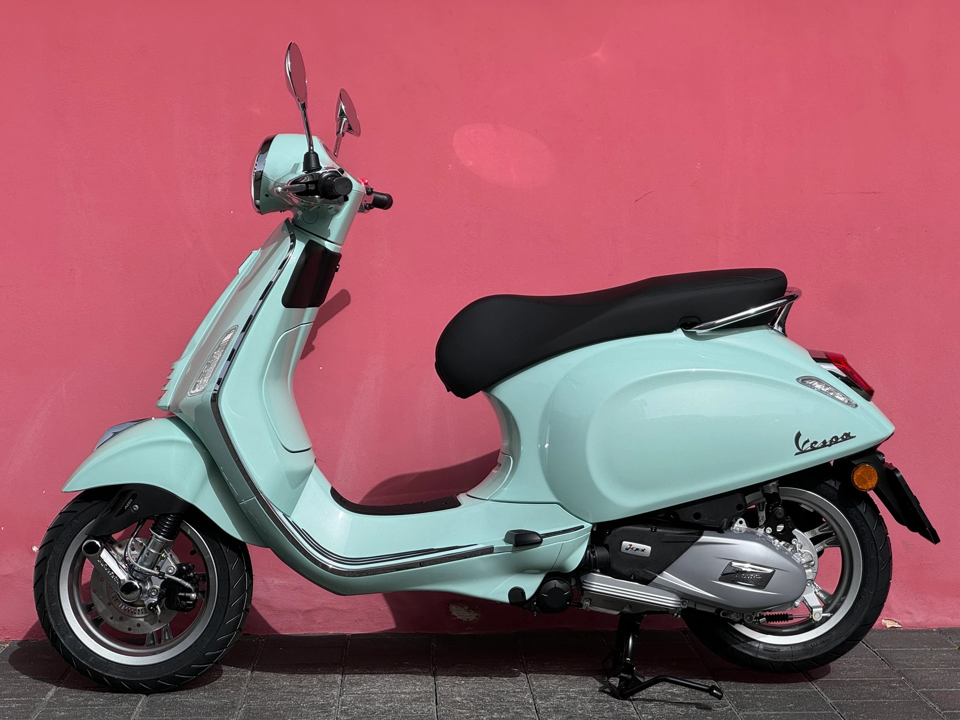 PIAGGIO Vespa 125 Primavera-showroom-element-2