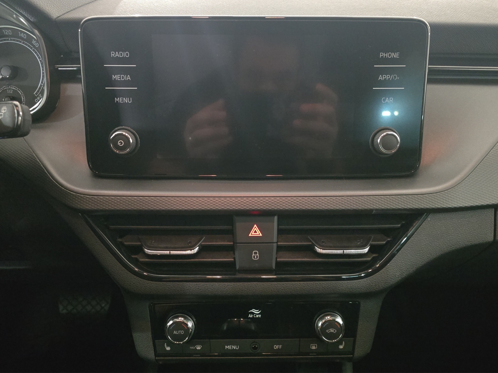 SKODA Kamiq 1.0 TSI Ambition DSG-image-10