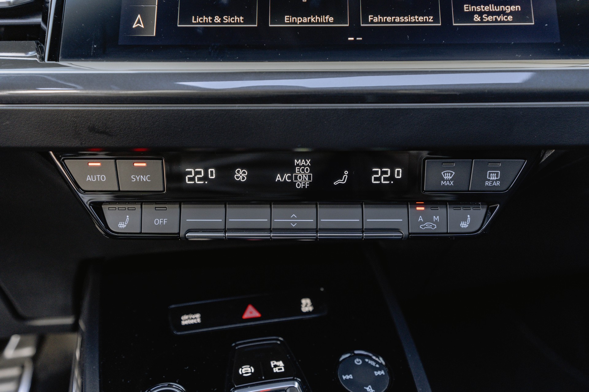 AUDI Q4 e-tron 50 quattro * S - Line * FRISCH AB MFK * TRAUMHAFTE AUSSTATTUNG * GEPFLEGTES FAHRZEUG * SOH 90.1% *-image-30