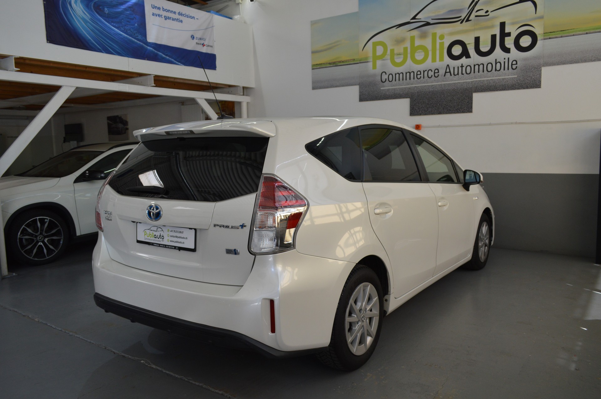 TOYOTA Prius+ 1.8 VVT-i HSD Sol Premium-image-3
