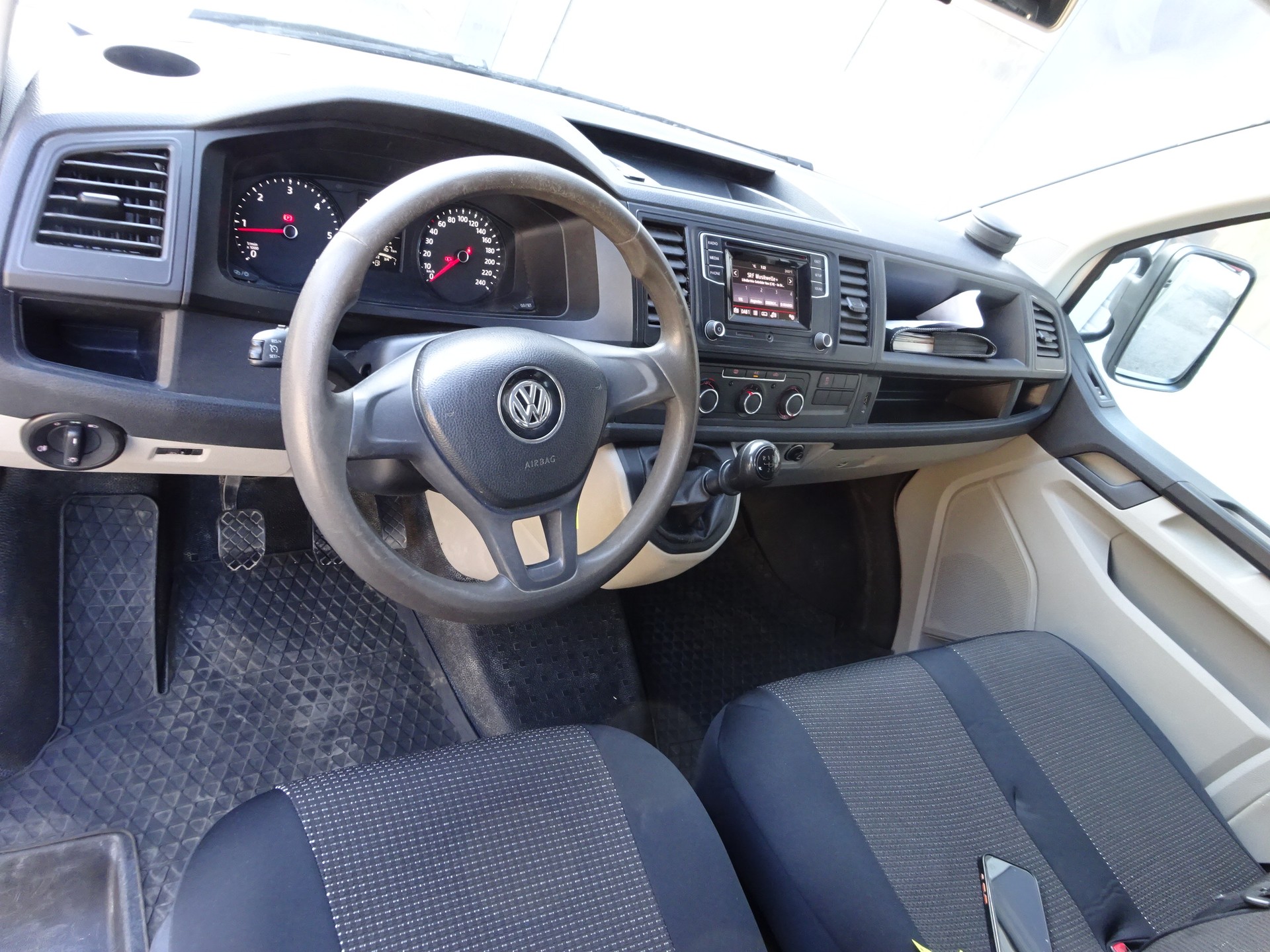 VW T6 2.0 TDI 4Motion Doka 1225 kg Nutzlast-image-16