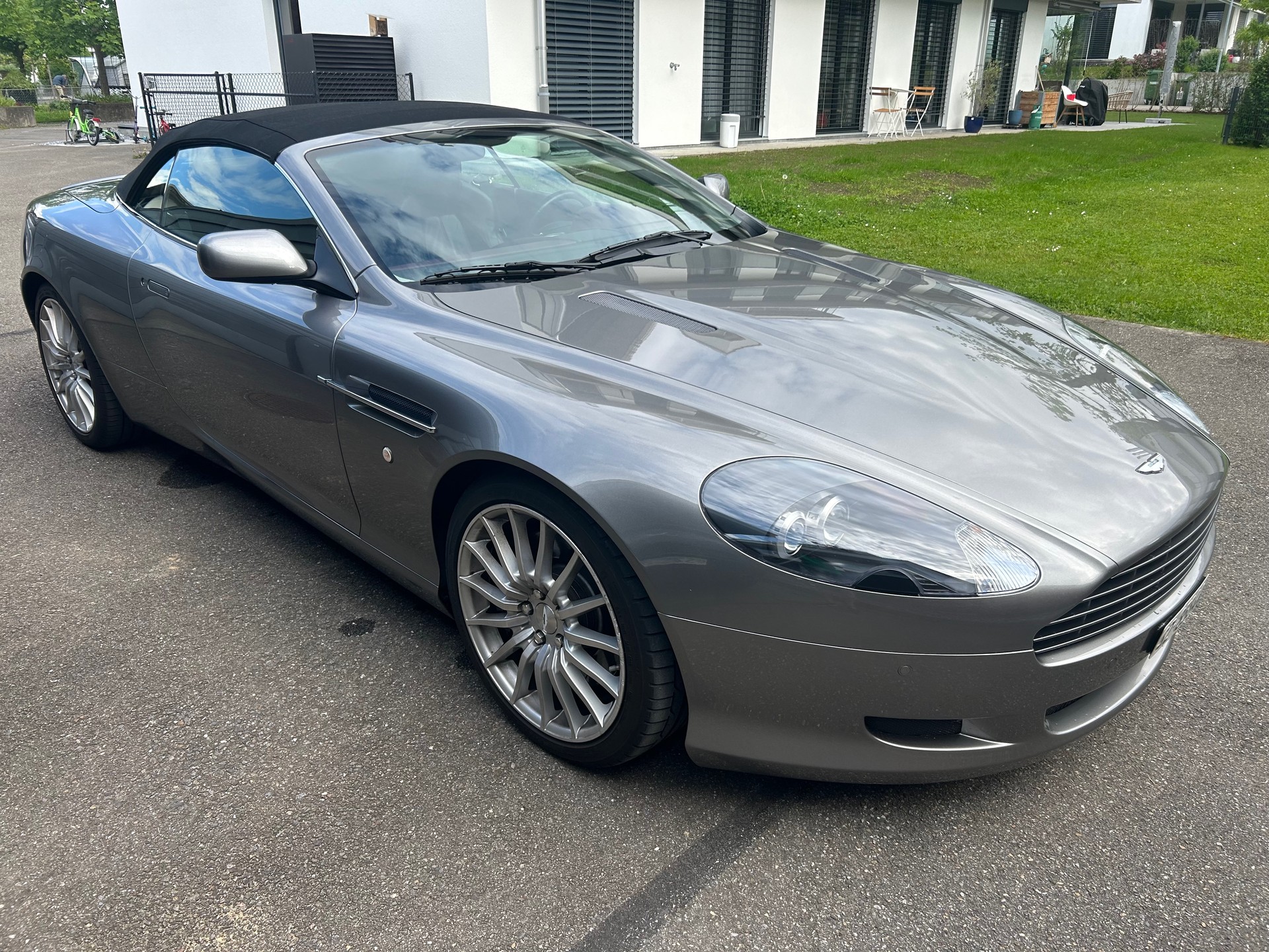 ASTON MARTIN 5.9 V12-image-0