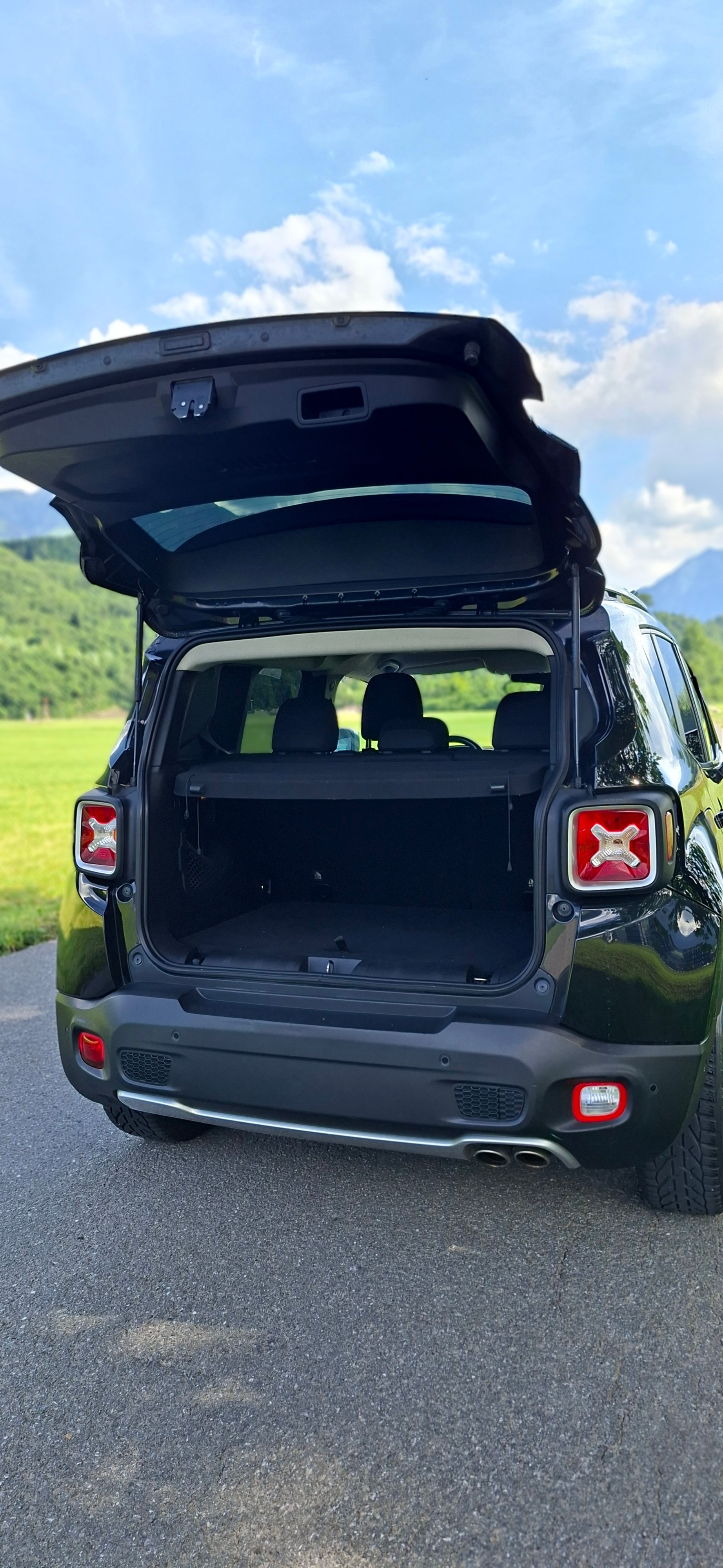 JEEP Renegade 1.6 CRD Sport-image-9