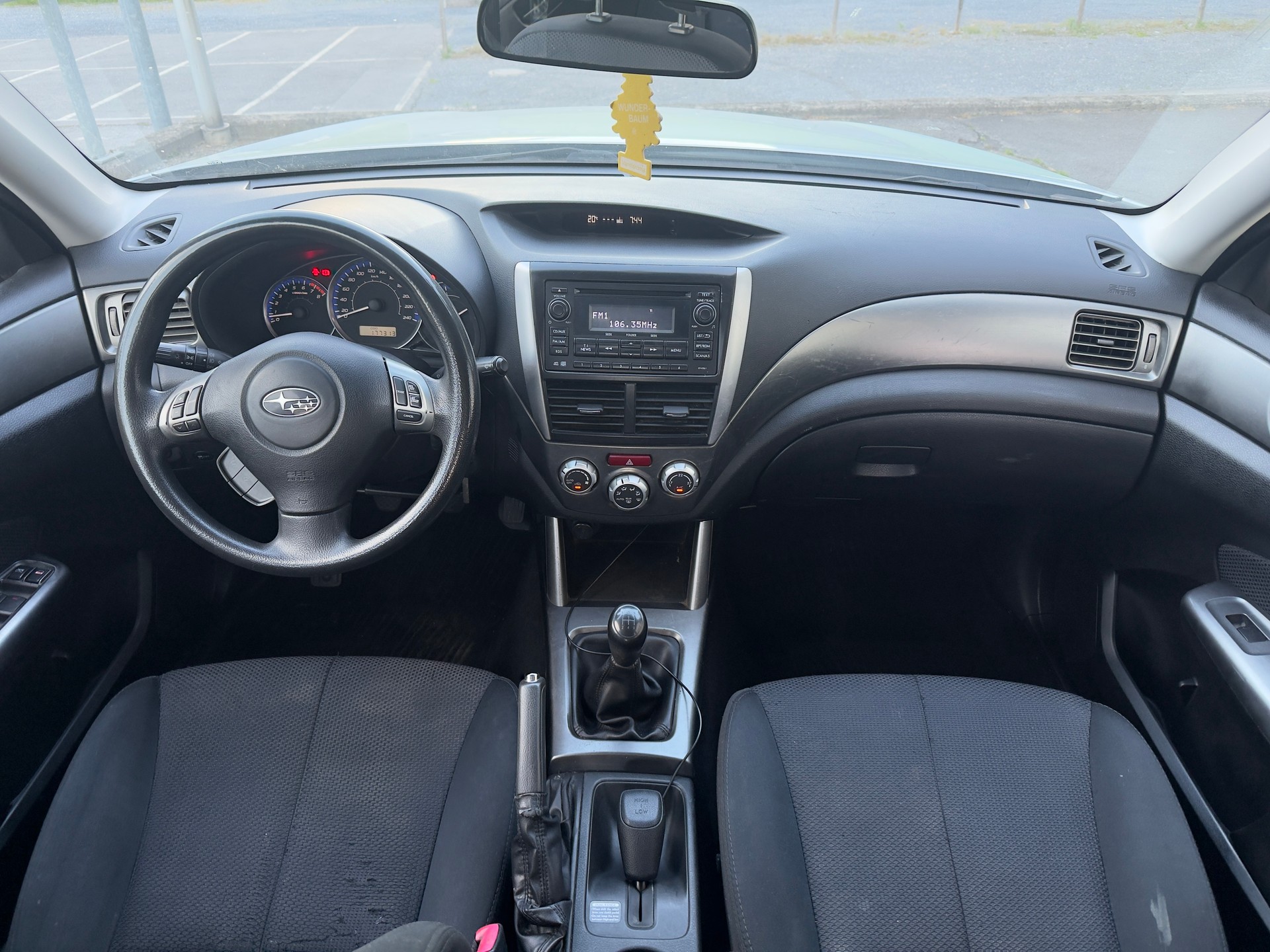 SUBARU Forester 2.0X Swiss-image-11