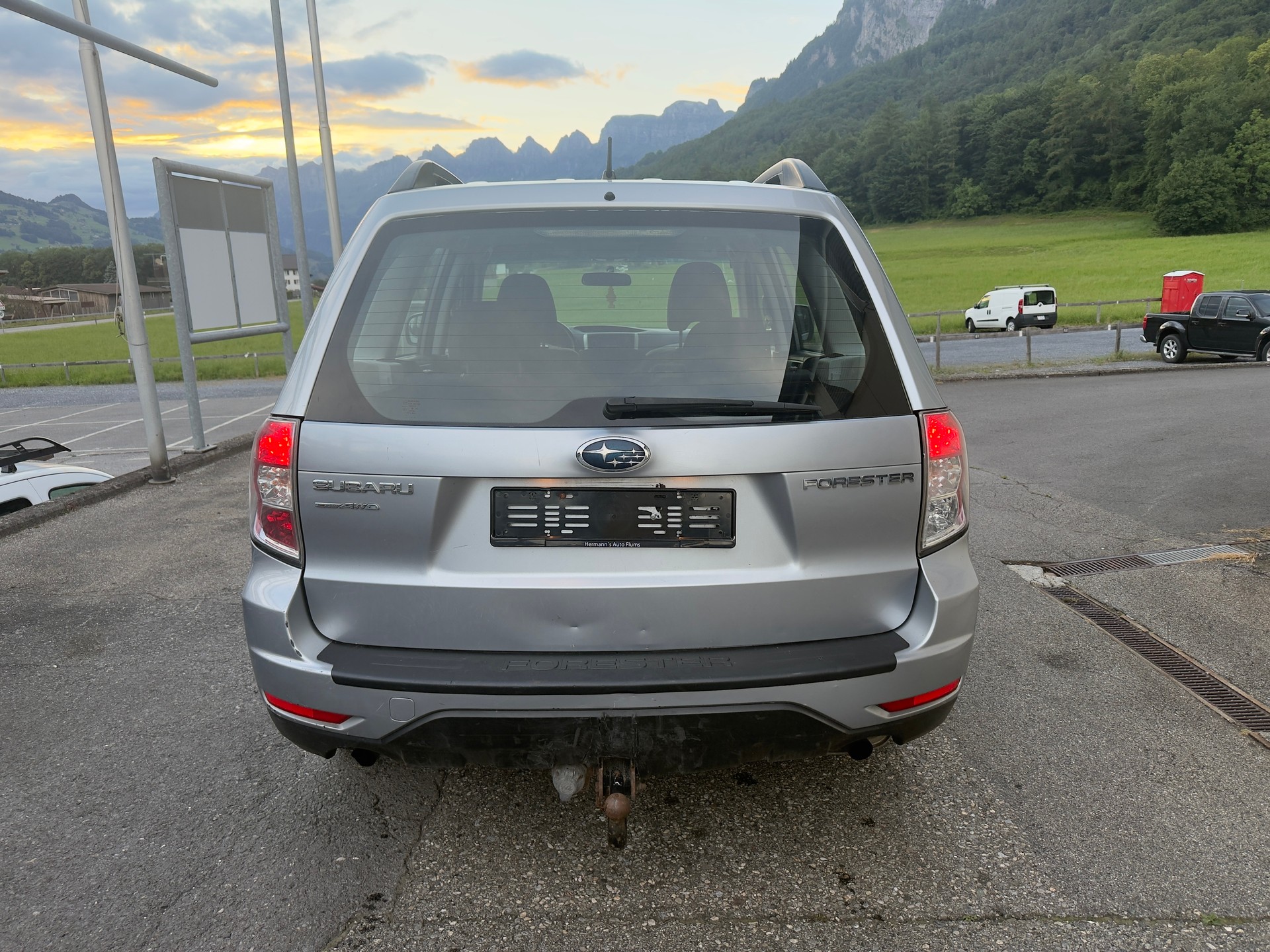 SUBARU Forester 2.0X Swiss-image-3