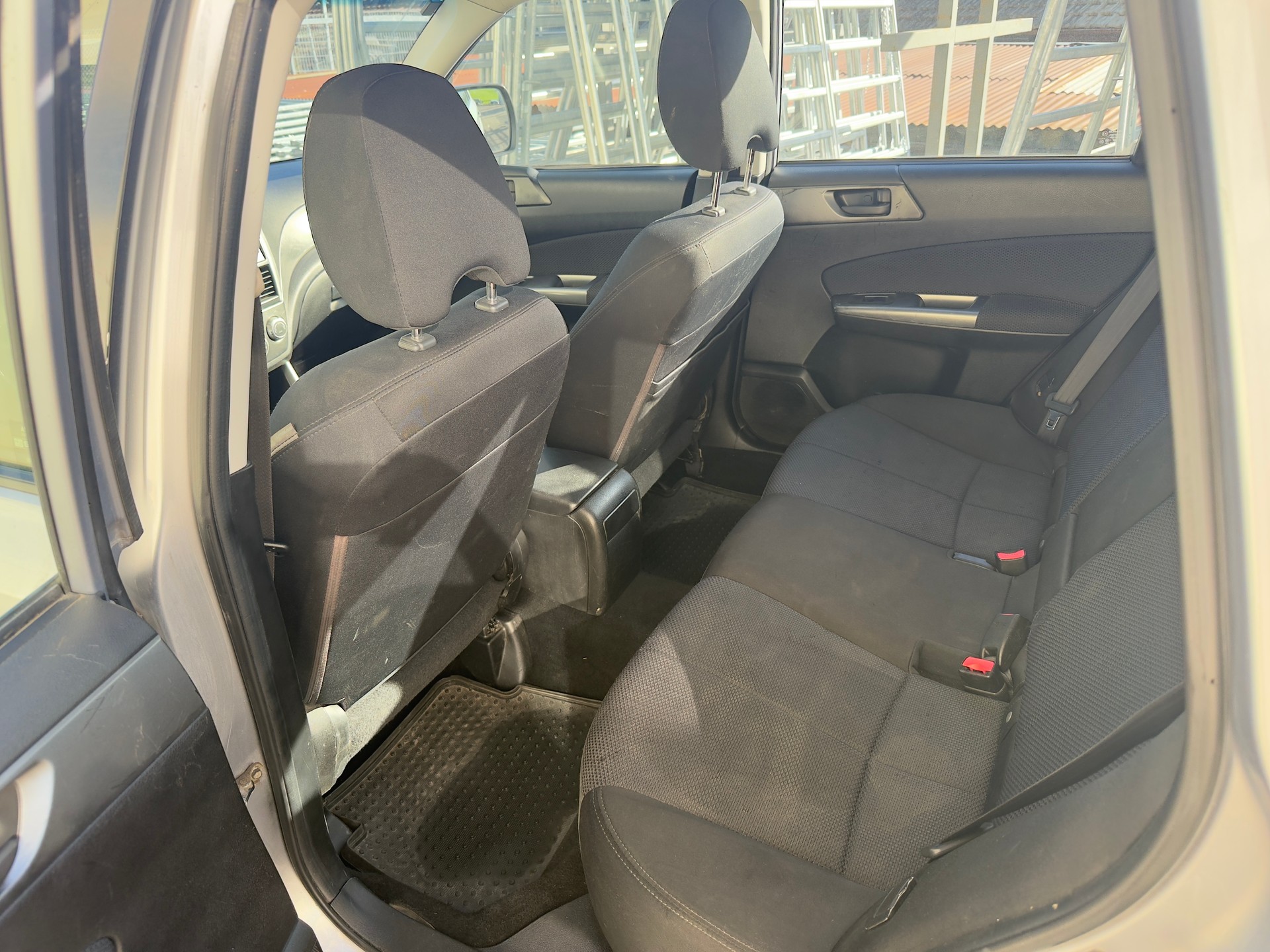 SUBARU Forester 2.0X Swiss-image-5