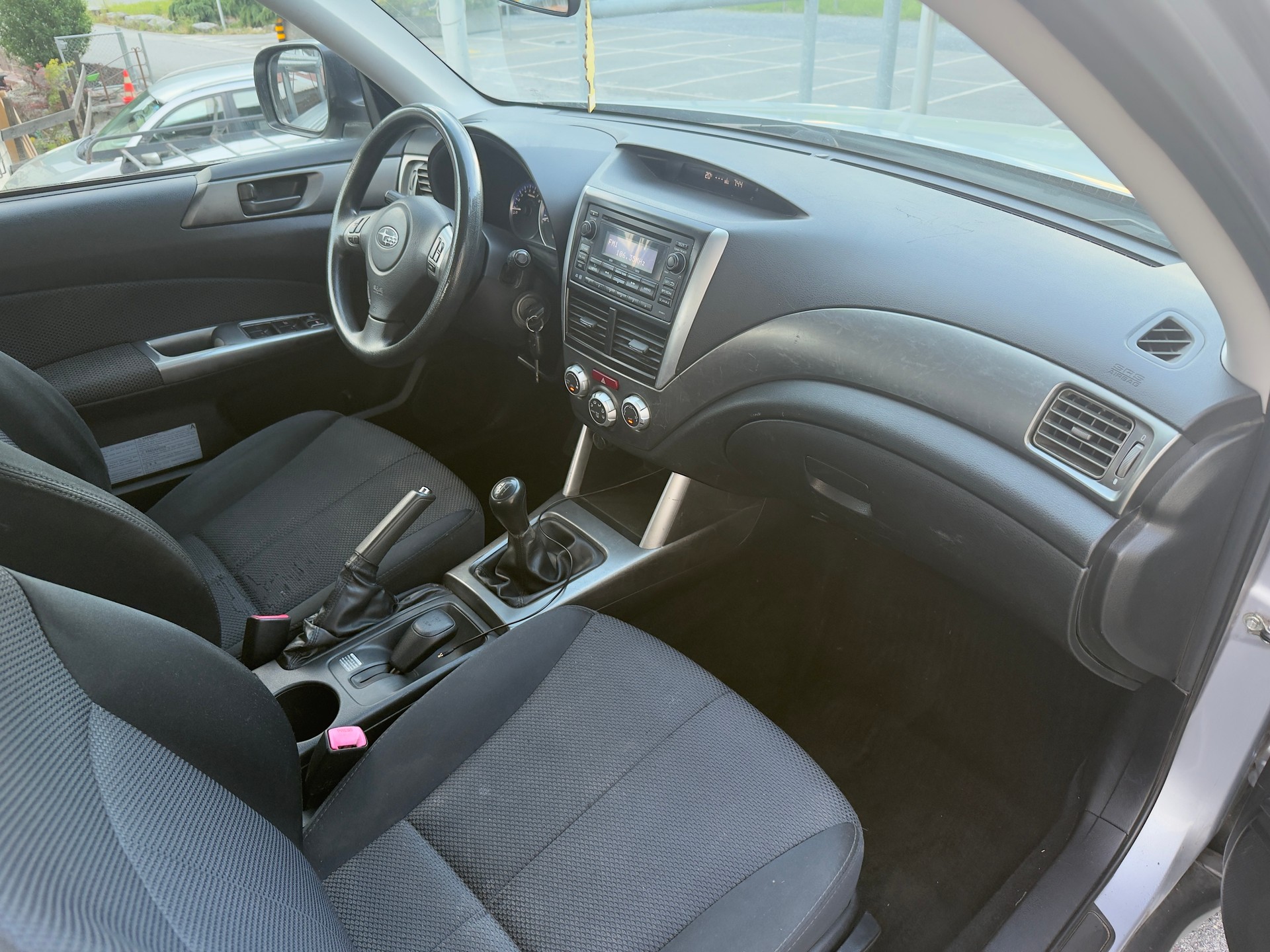 SUBARU Forester 2.0X Swiss-image-9