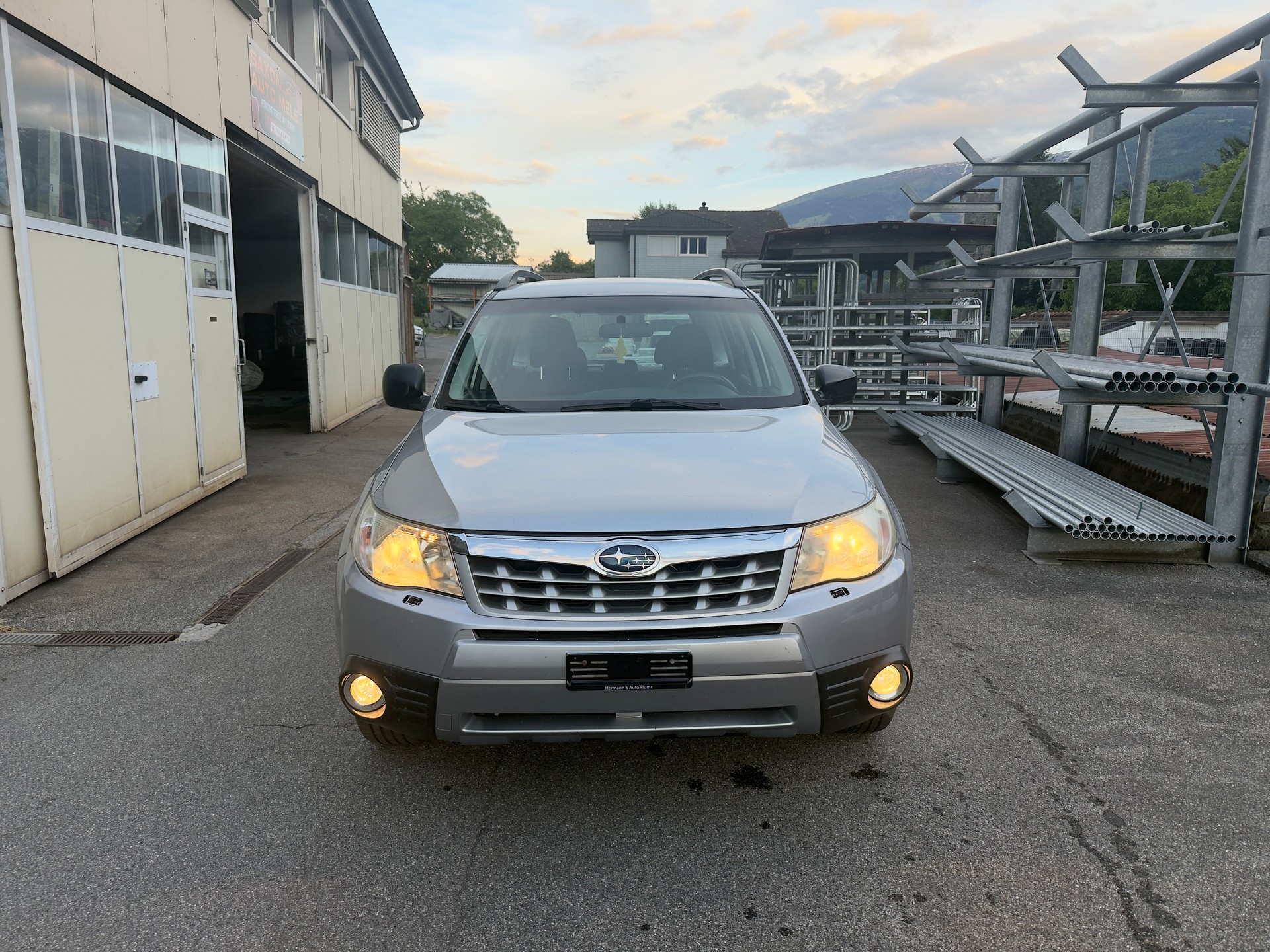 SUBARU Forester 2.0X Swiss-image-0
