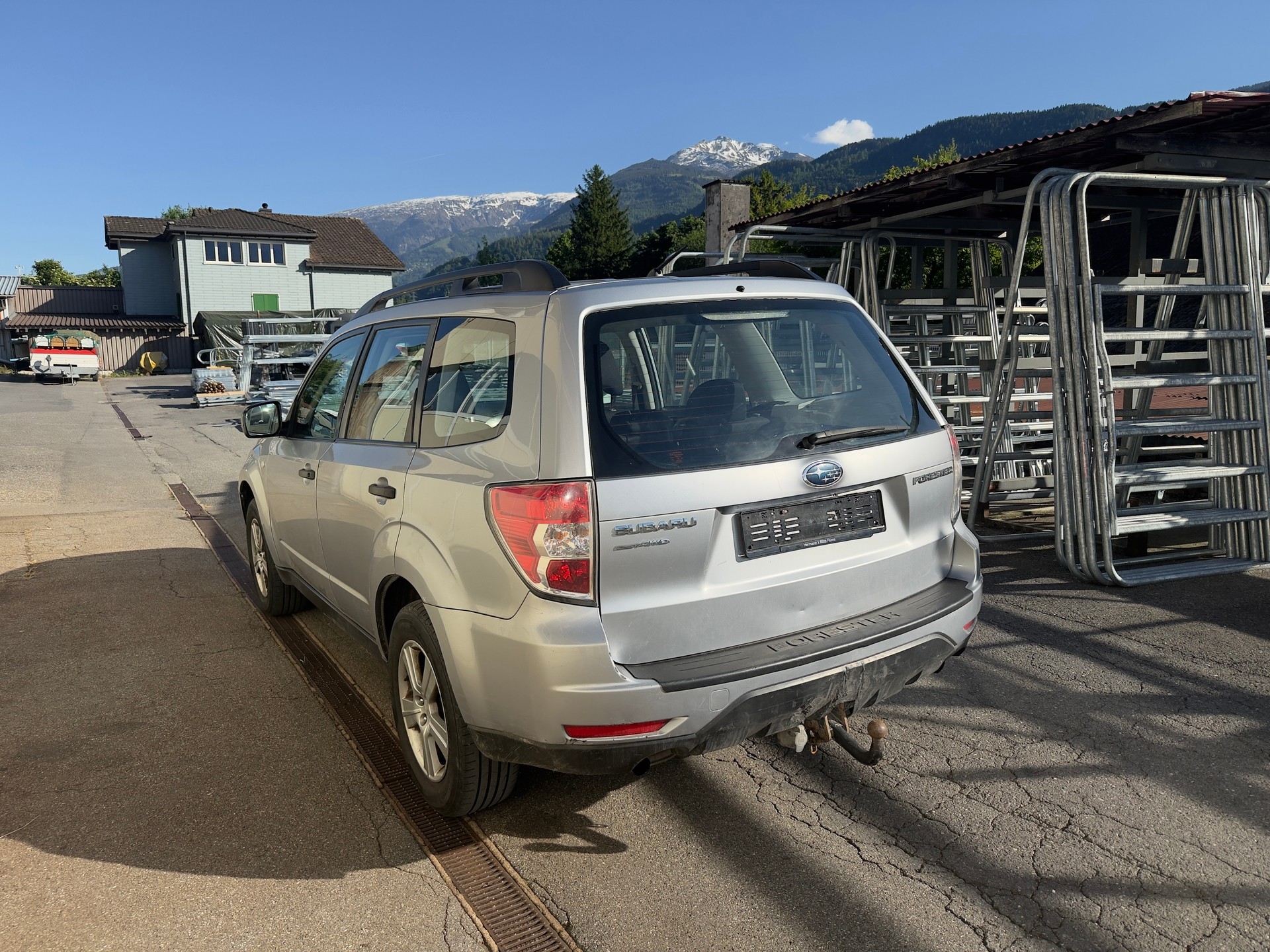SUBARU Forester 2.0X Swiss-image-3