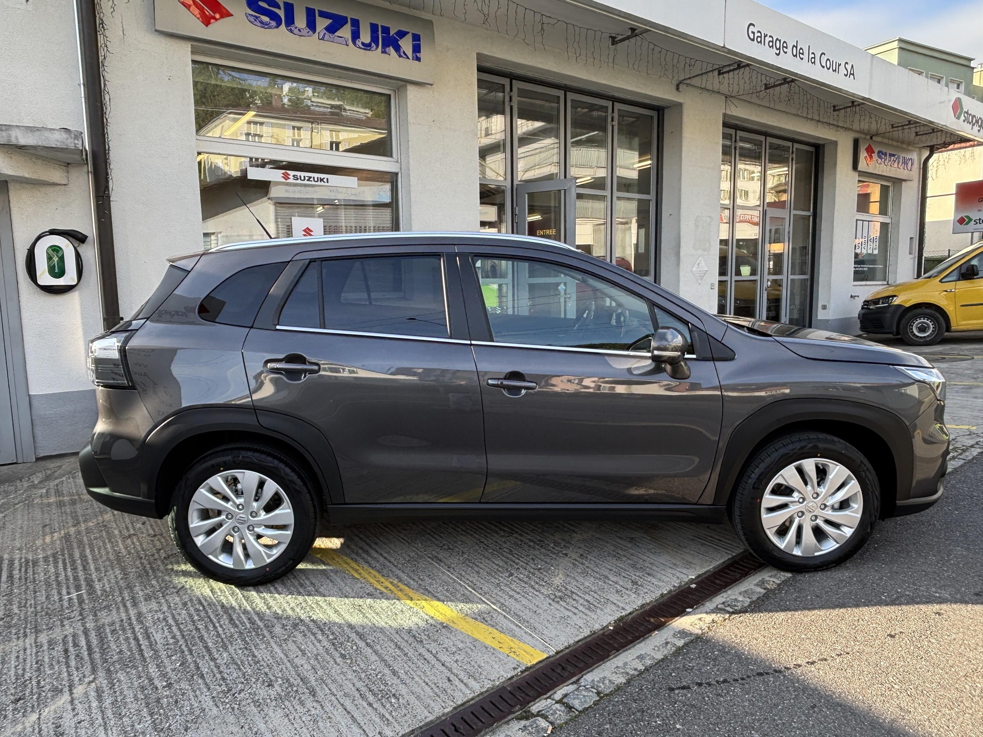 SUZUKI S-Cross 1.4 T Compact+ Hybrid 4x4-image-1