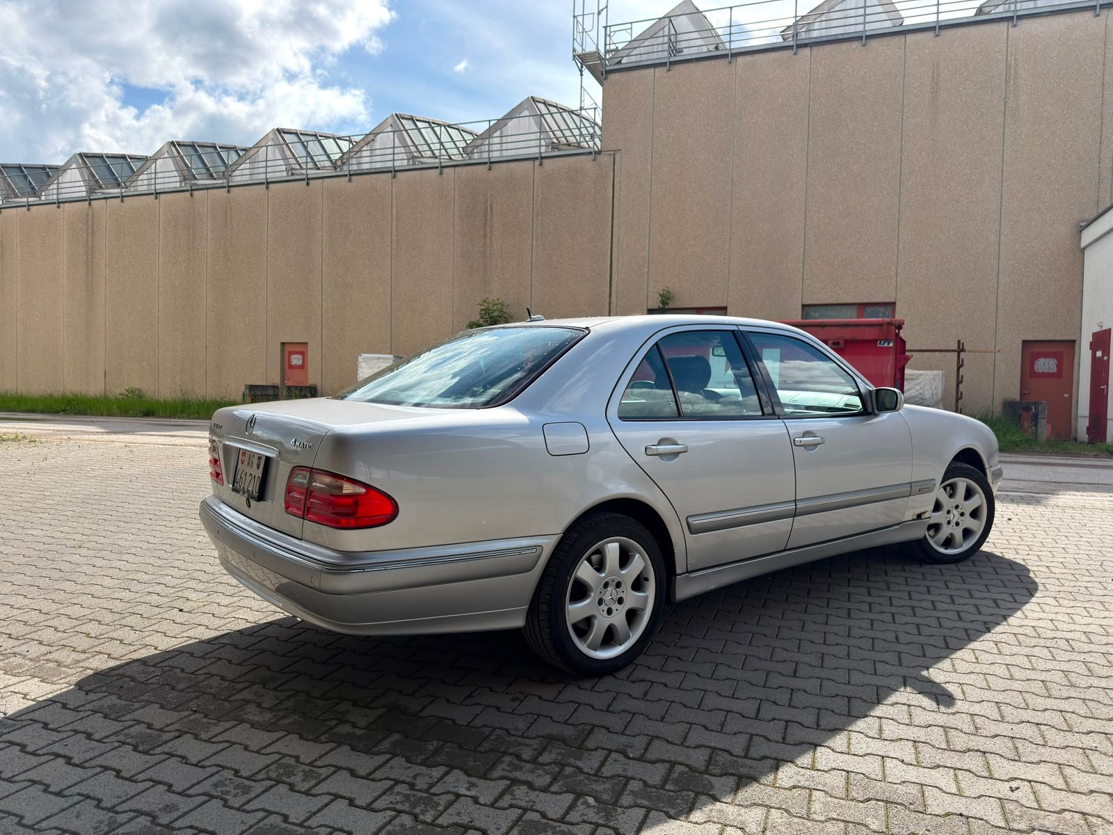 MERCEDES-BENZ E 430 V8 4matic-image-1