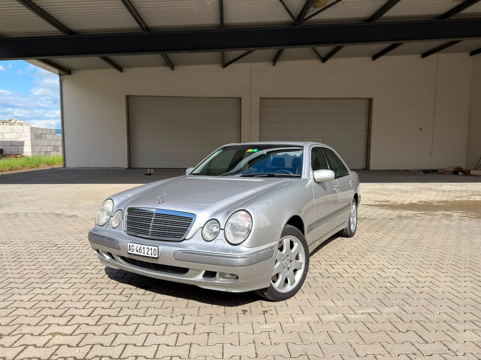MERCEDES-BENZ E 430 V8 4matic-image-0