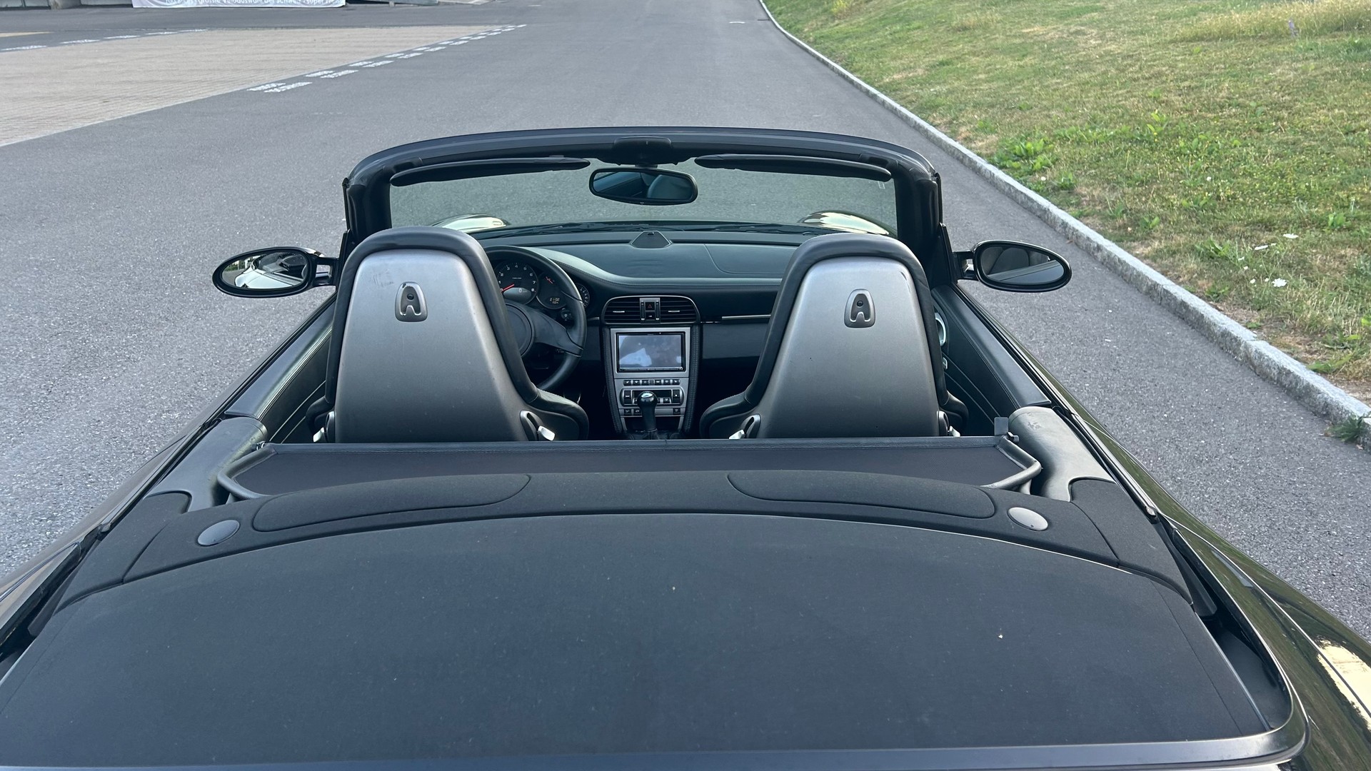 PORSCHE 3.6 Carrera 4-image-15