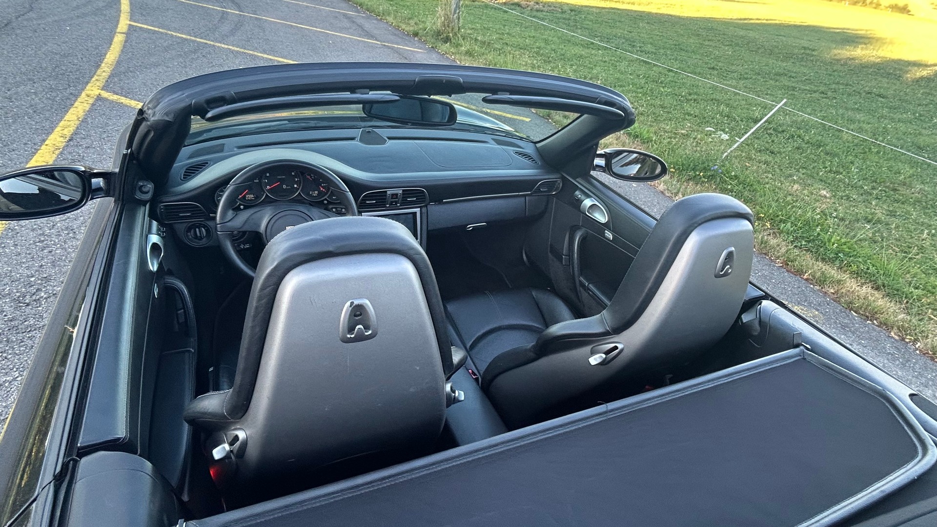 PORSCHE 3.6 Carrera 4-image-7