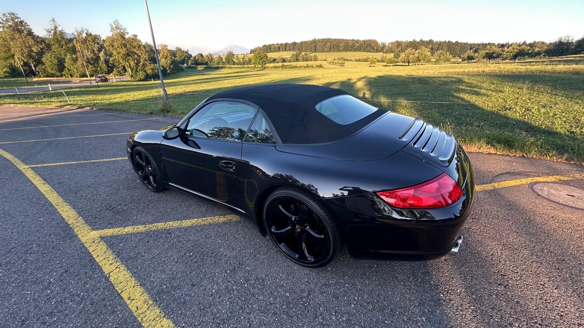 PORSCHE 3.6 Carrera 4-image-18