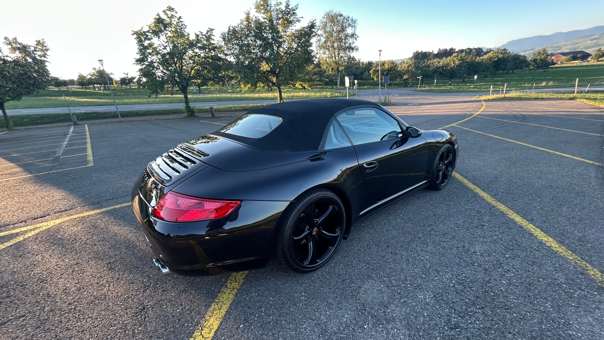 PORSCHE 3.6 Carrera 4-image-19