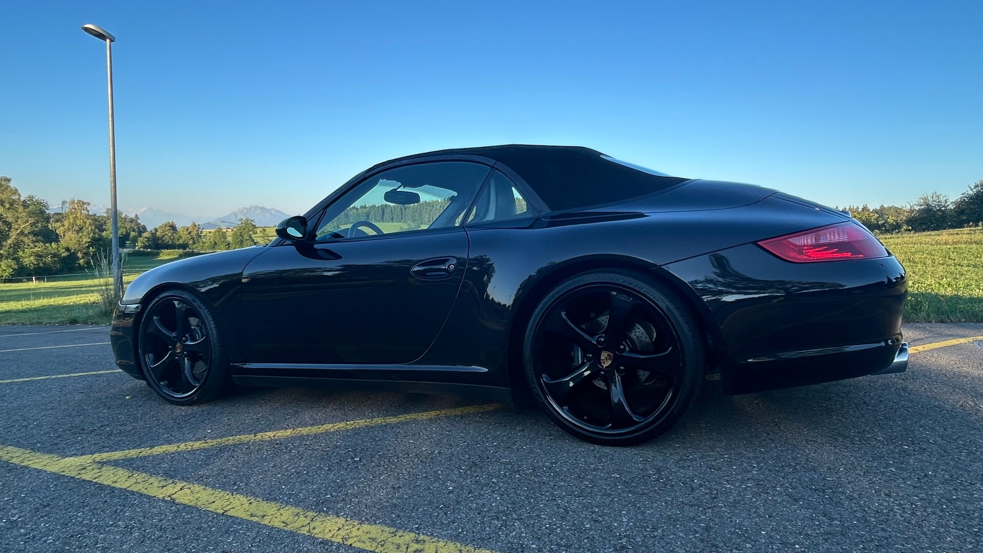 PORSCHE 3.6 Carrera 4-image-1