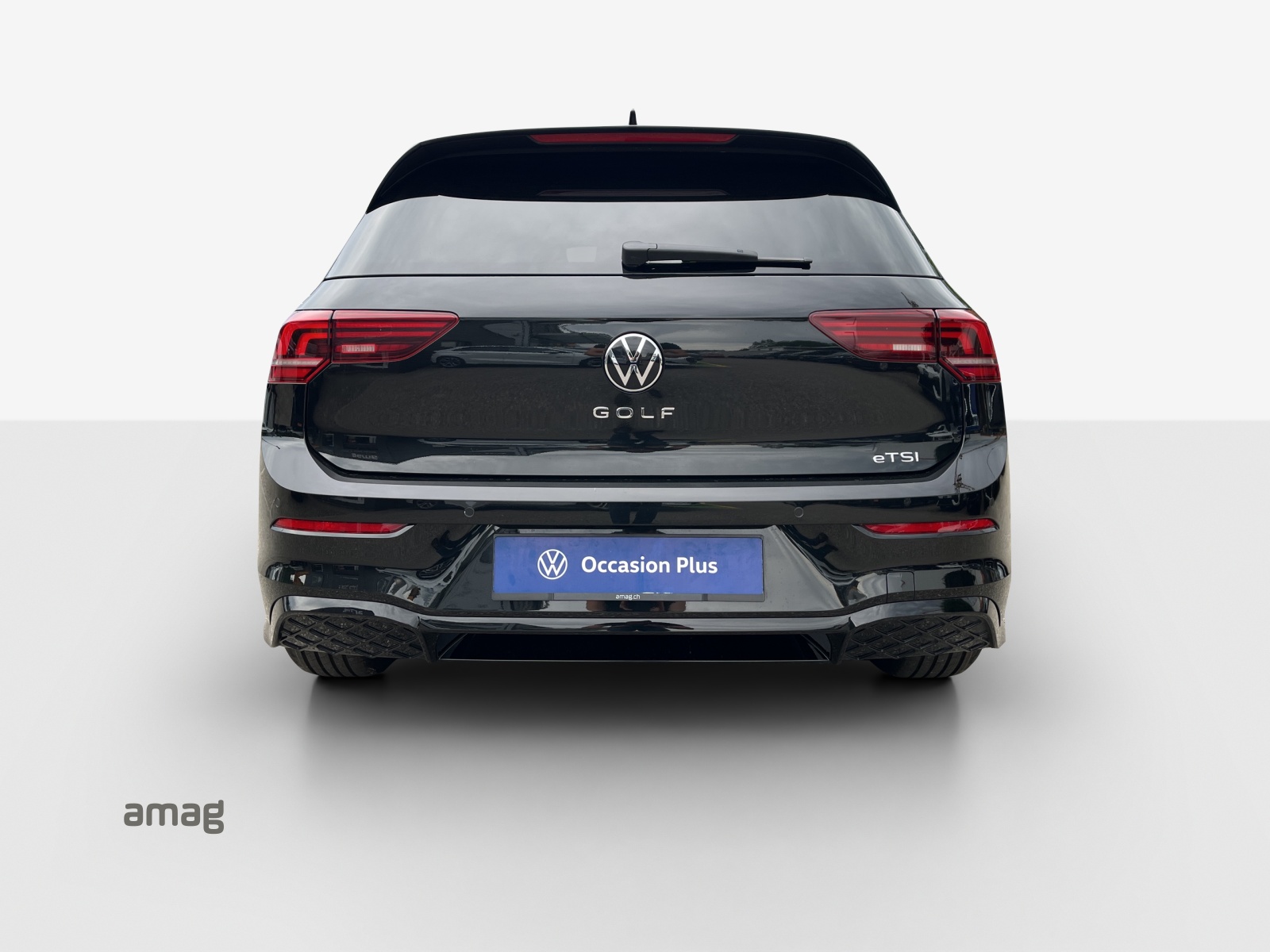 VW Golf 1.5 e TSI mHEV R-Line DSG-image-3