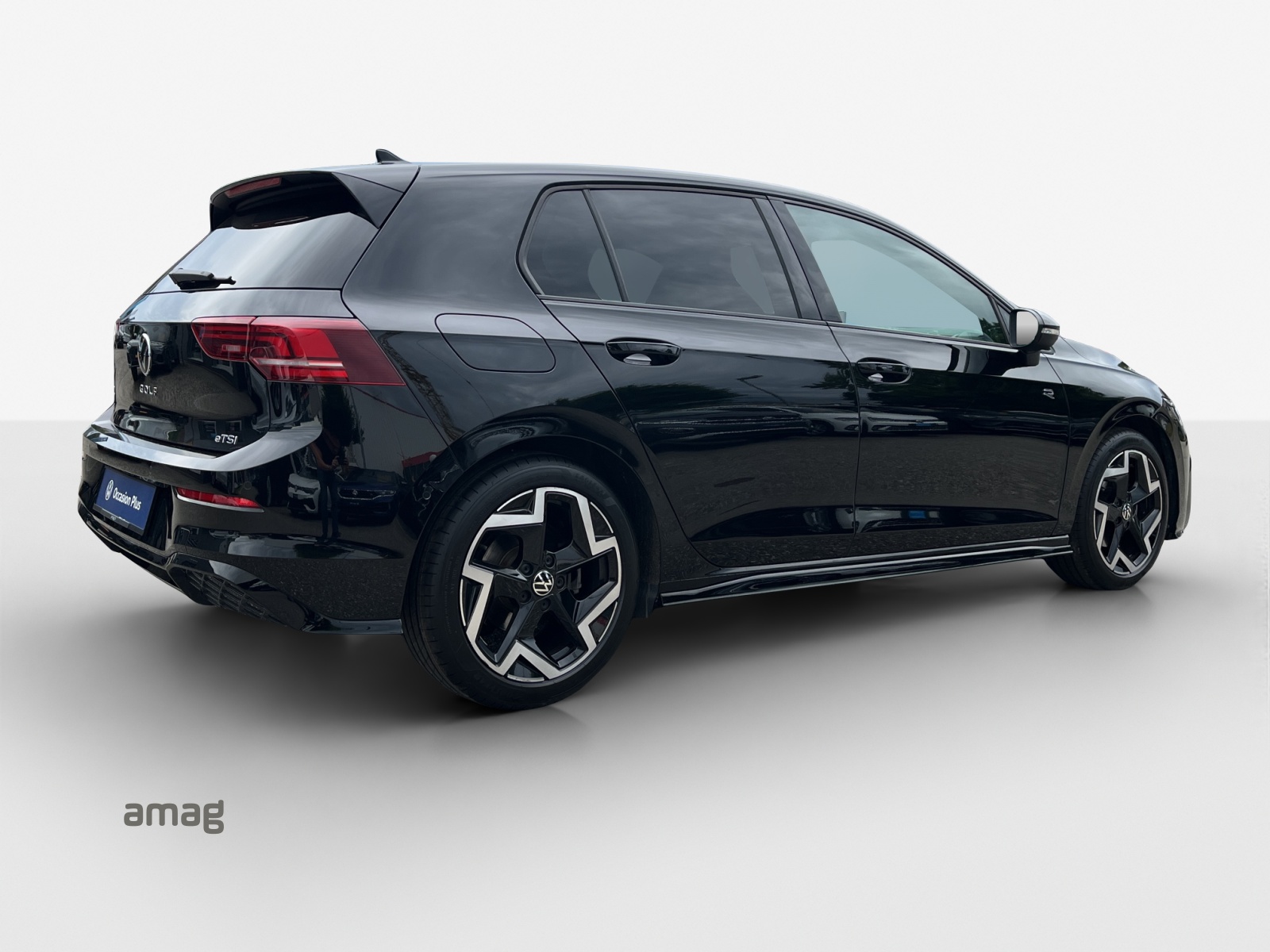 VW Golf 1.5 e TSI mHEV R-Line DSG-image-4