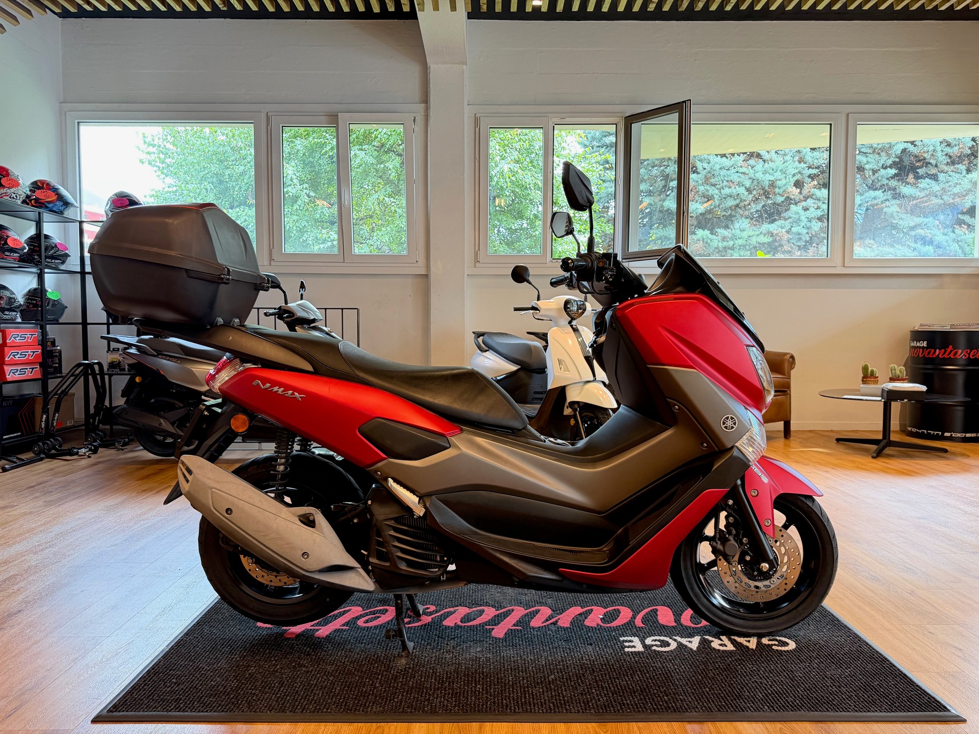 YAMAHA N-Max GPD 125A ABS-image-1