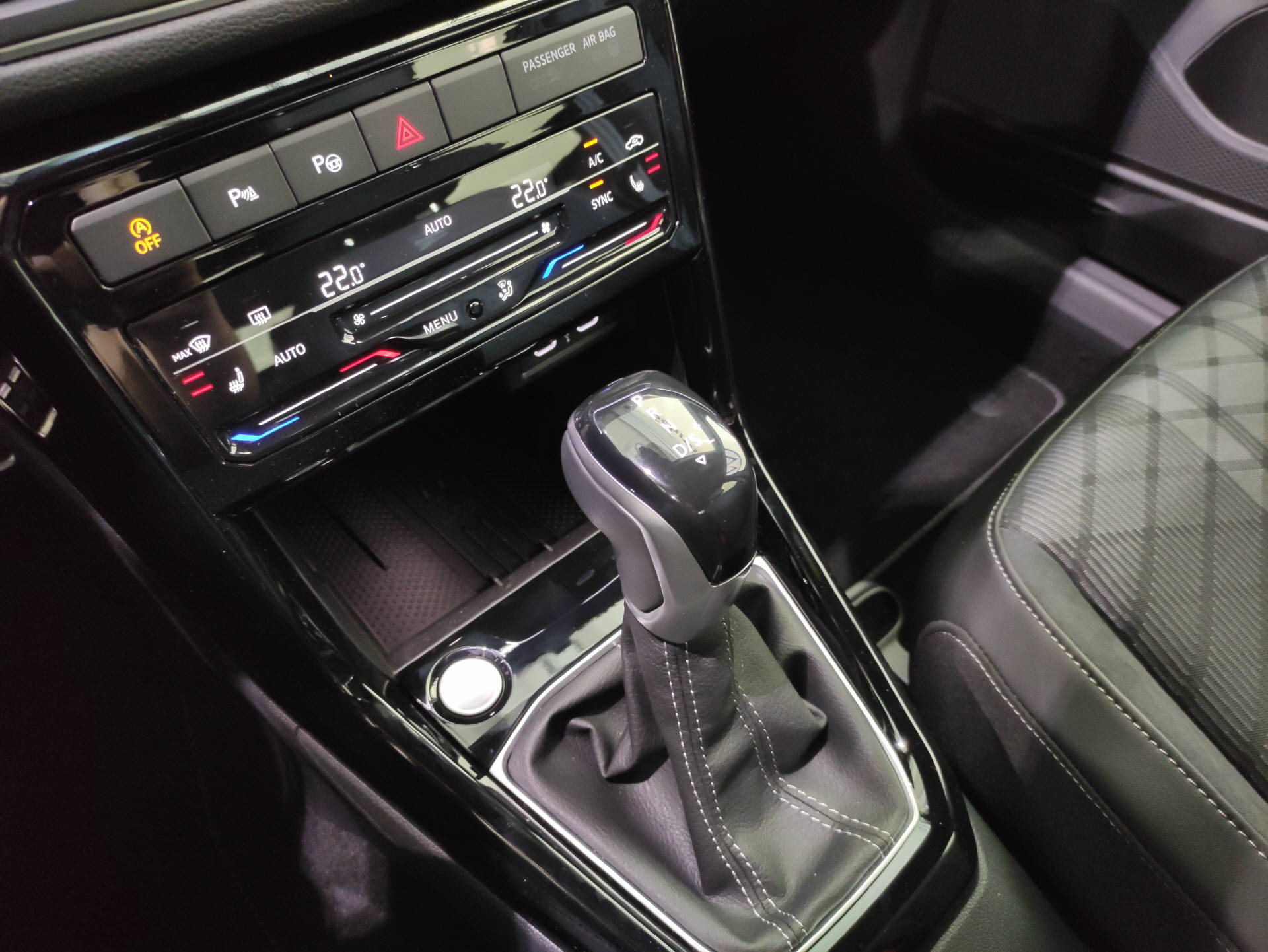 VW T-Cross 1.5 TSI R-Line DSG-image-10